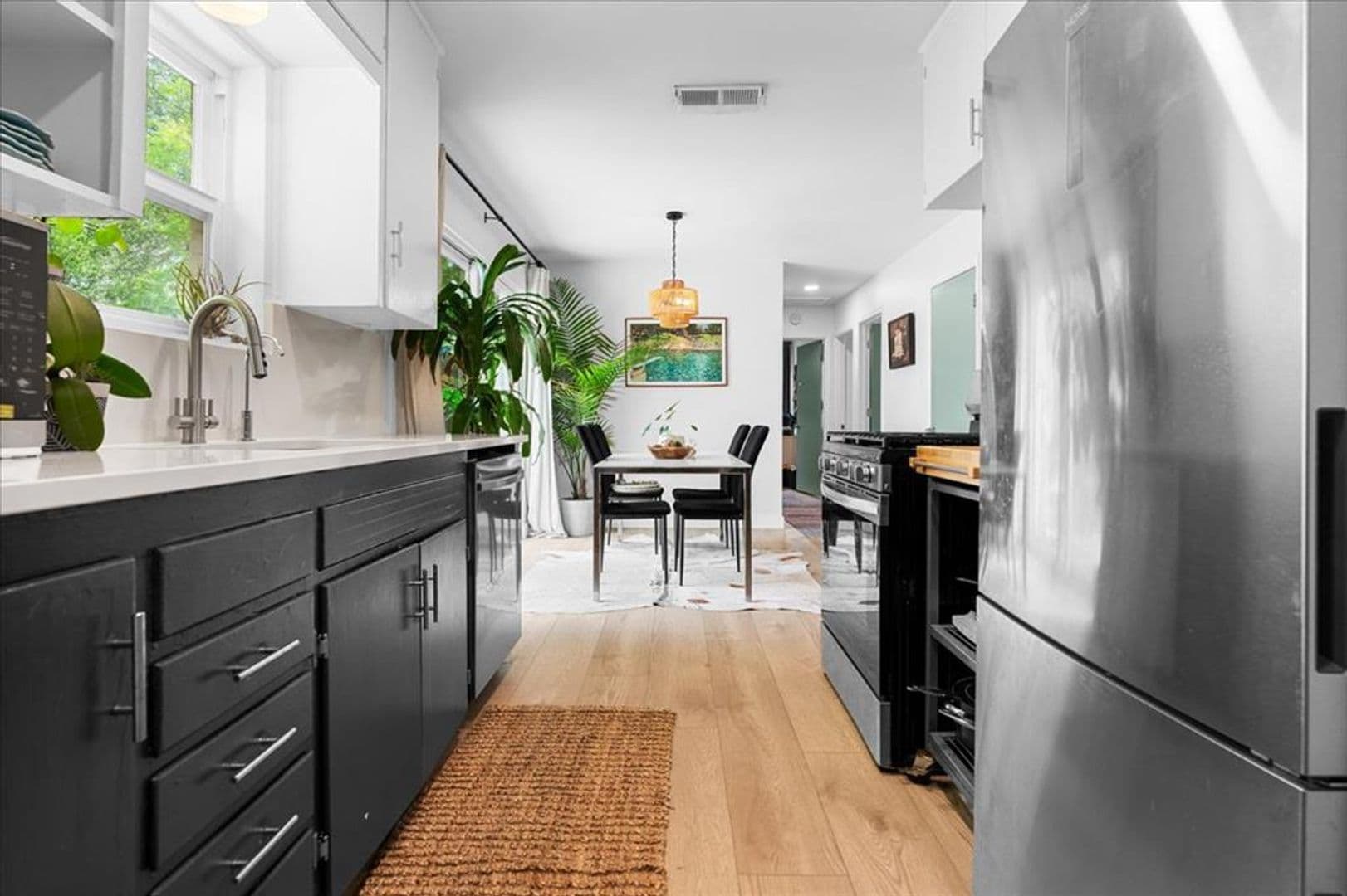 Austin Apartment: 1808 Forest Hill Dr.