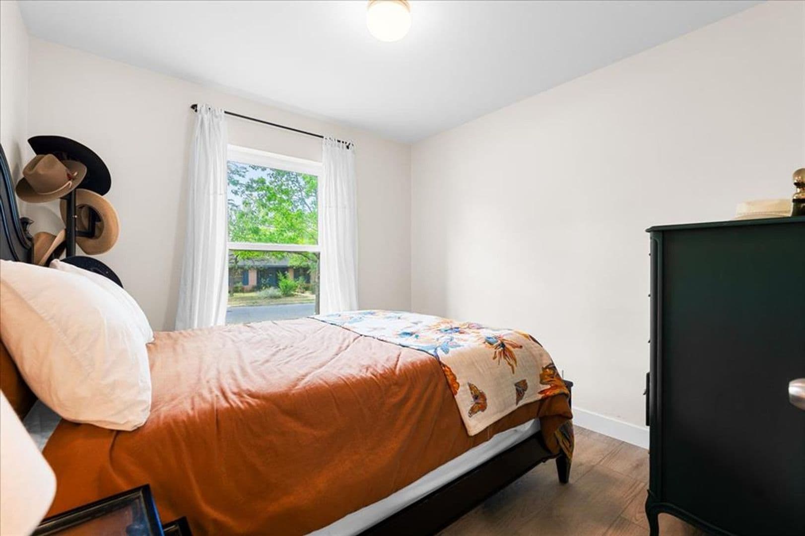 Austin Apartment: 1808 Forest Hill Dr.