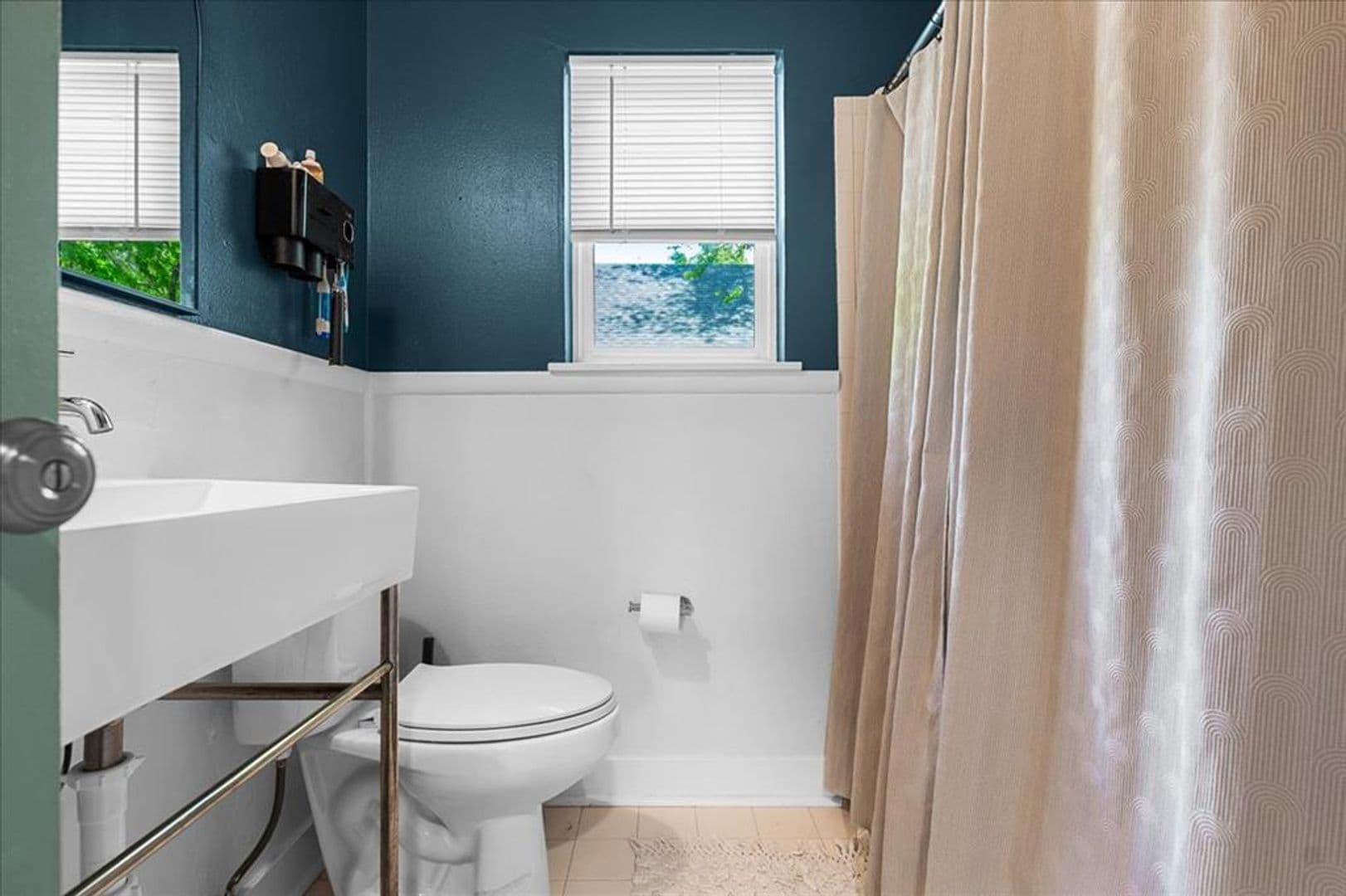 Austin Apartment: 1808 Forest Hill Dr.