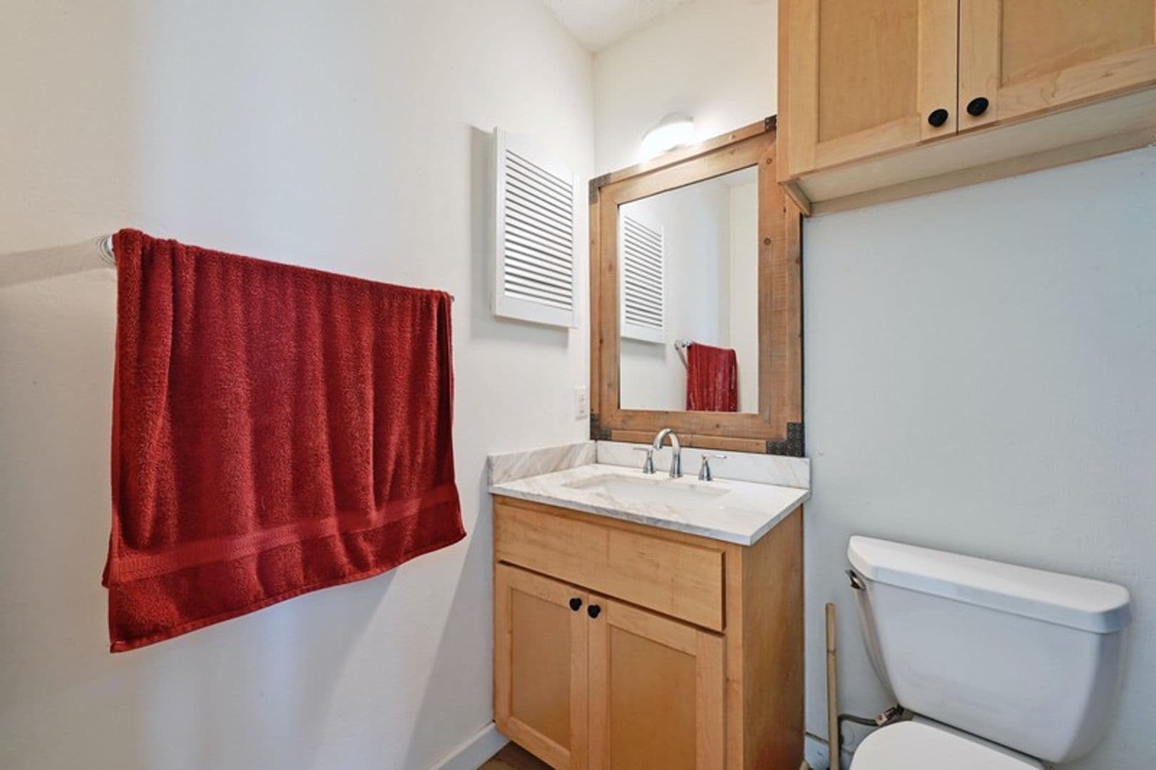Austin Apartment: 711 Eberhart Lane
