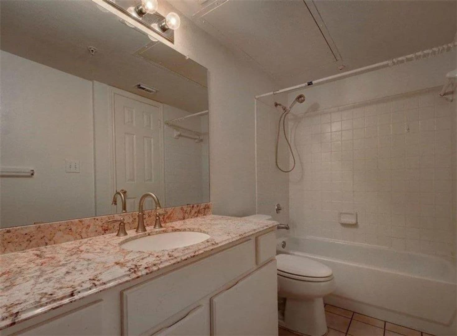 Austin Condo: 501 W 26th St., #109