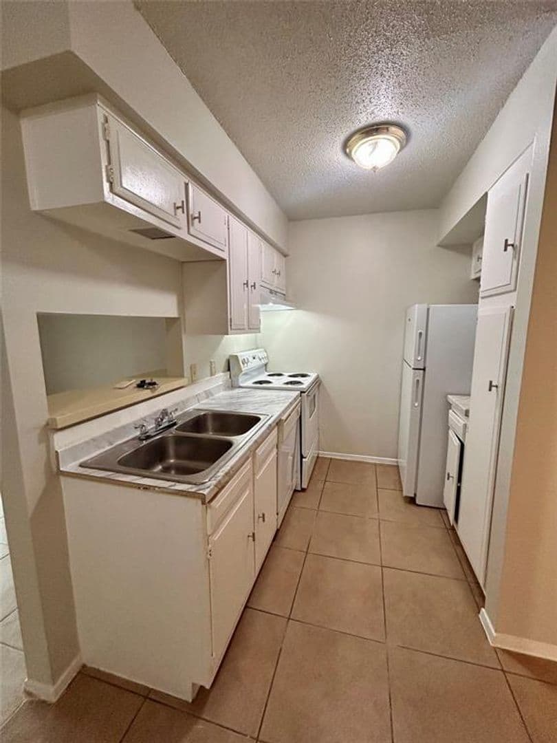 Austin Condo: 901 E 40th Street