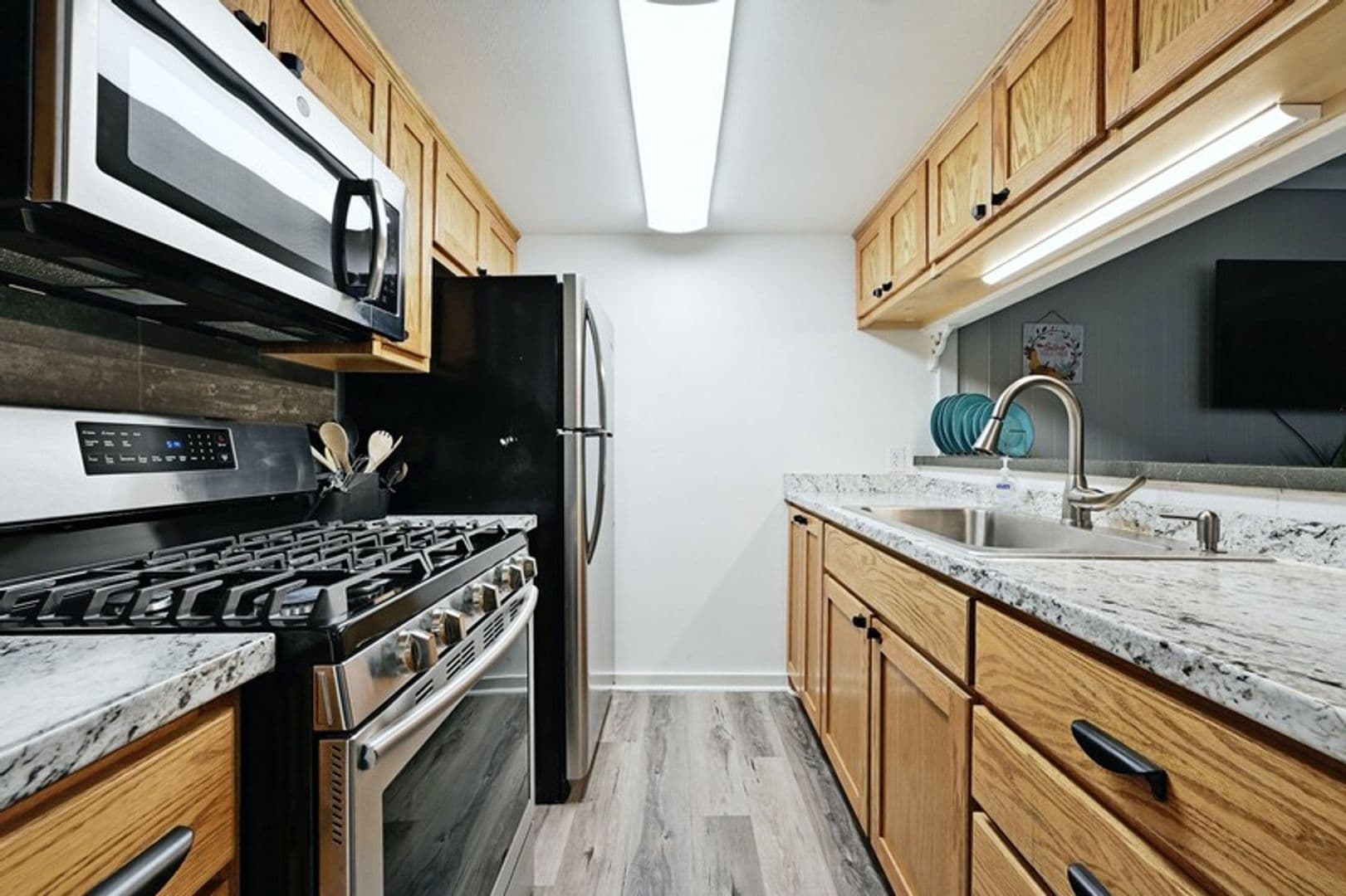 Austin Apartment: 711 Eberhart Lane