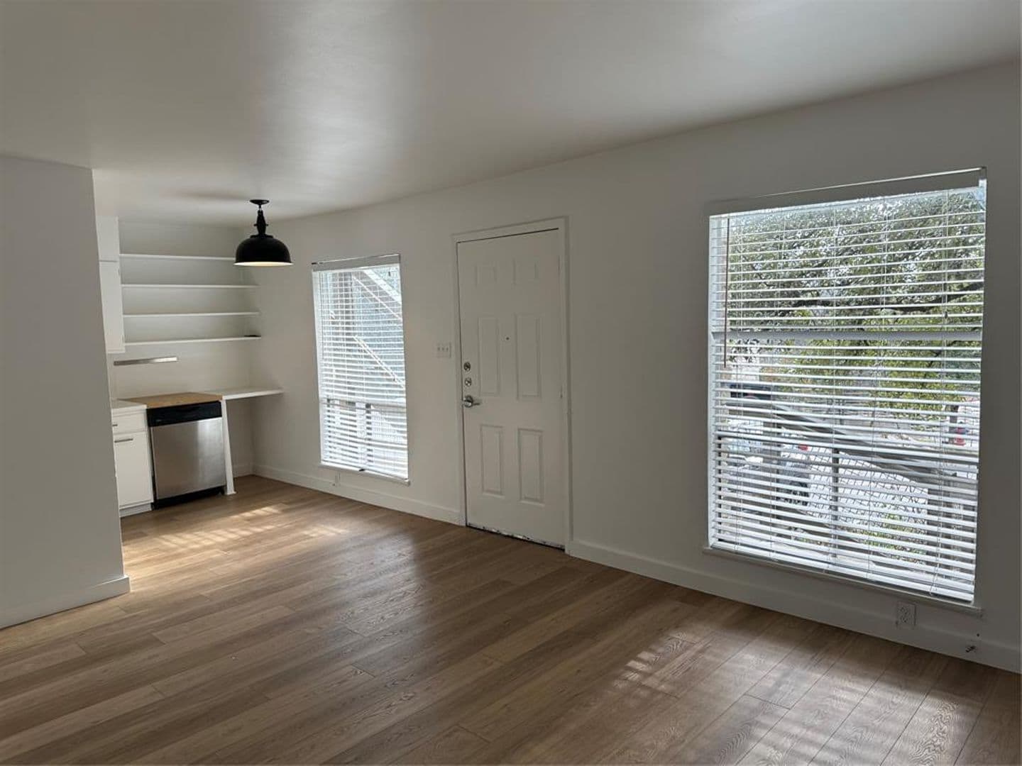 Austin Apartment: 100 Blue Ridge Trail