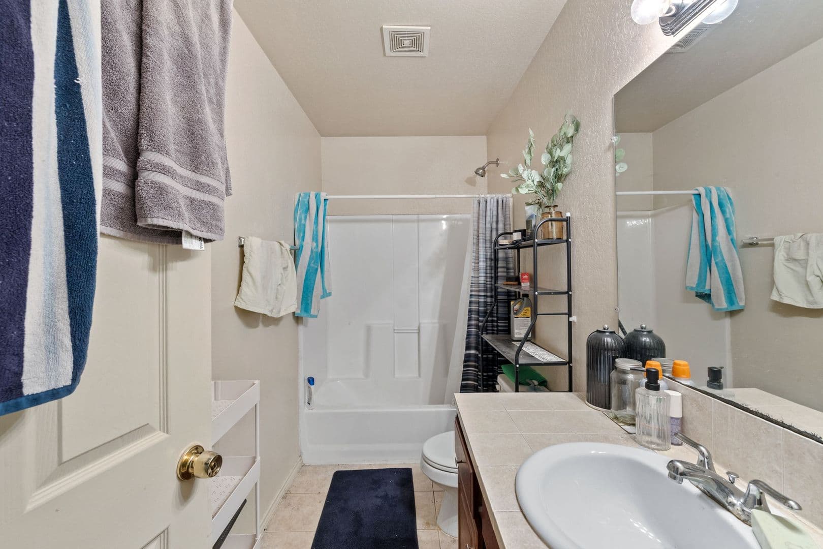 Austin Apartment: 2115 E 18th Street