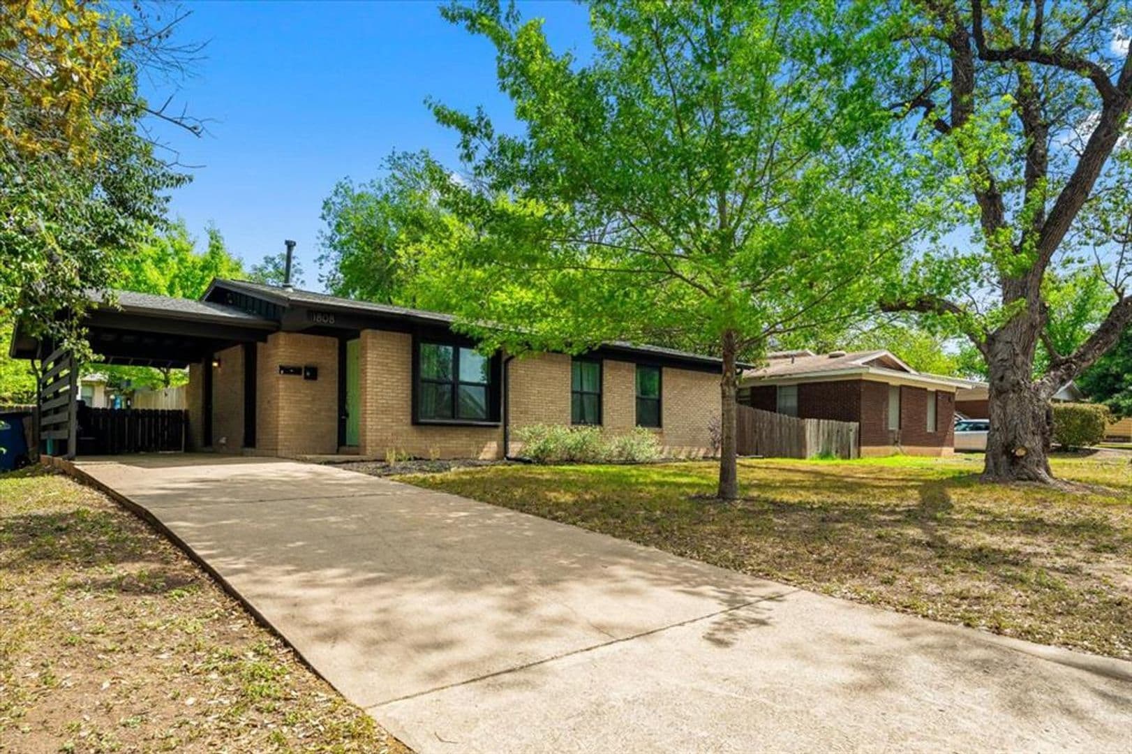 Austin Apartment: 1808 Forest Hill Dr.