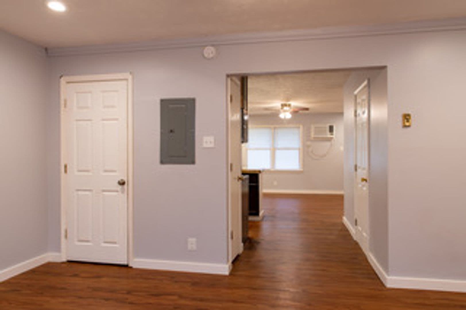 Lexington Apartment: 1081 Cross Keys Rd
