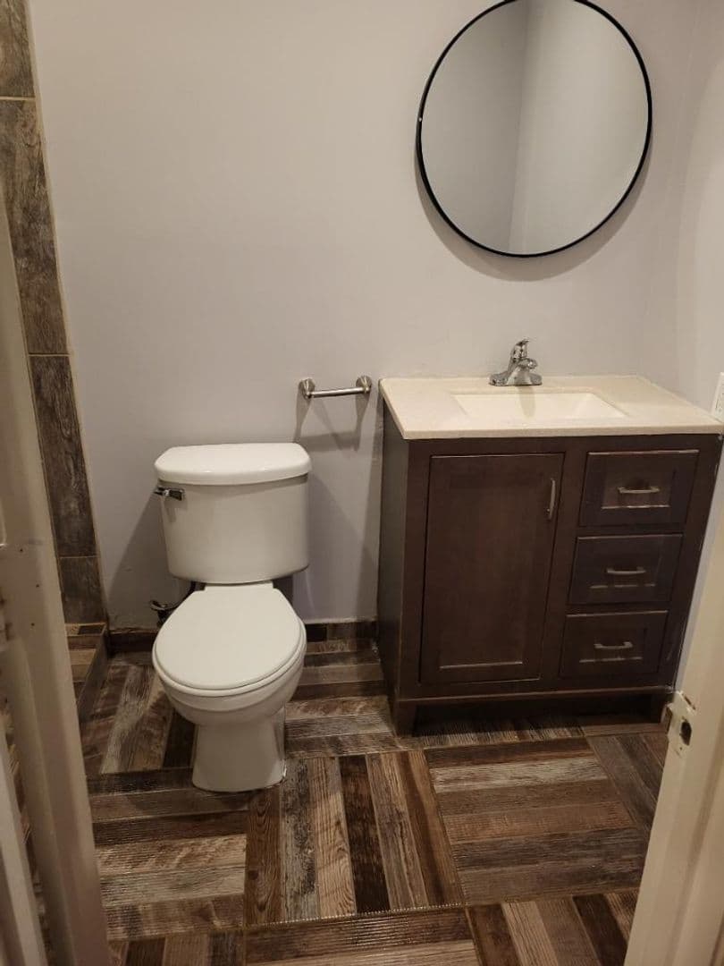 Lexington Apartment: 1081 Cross Keys Rd