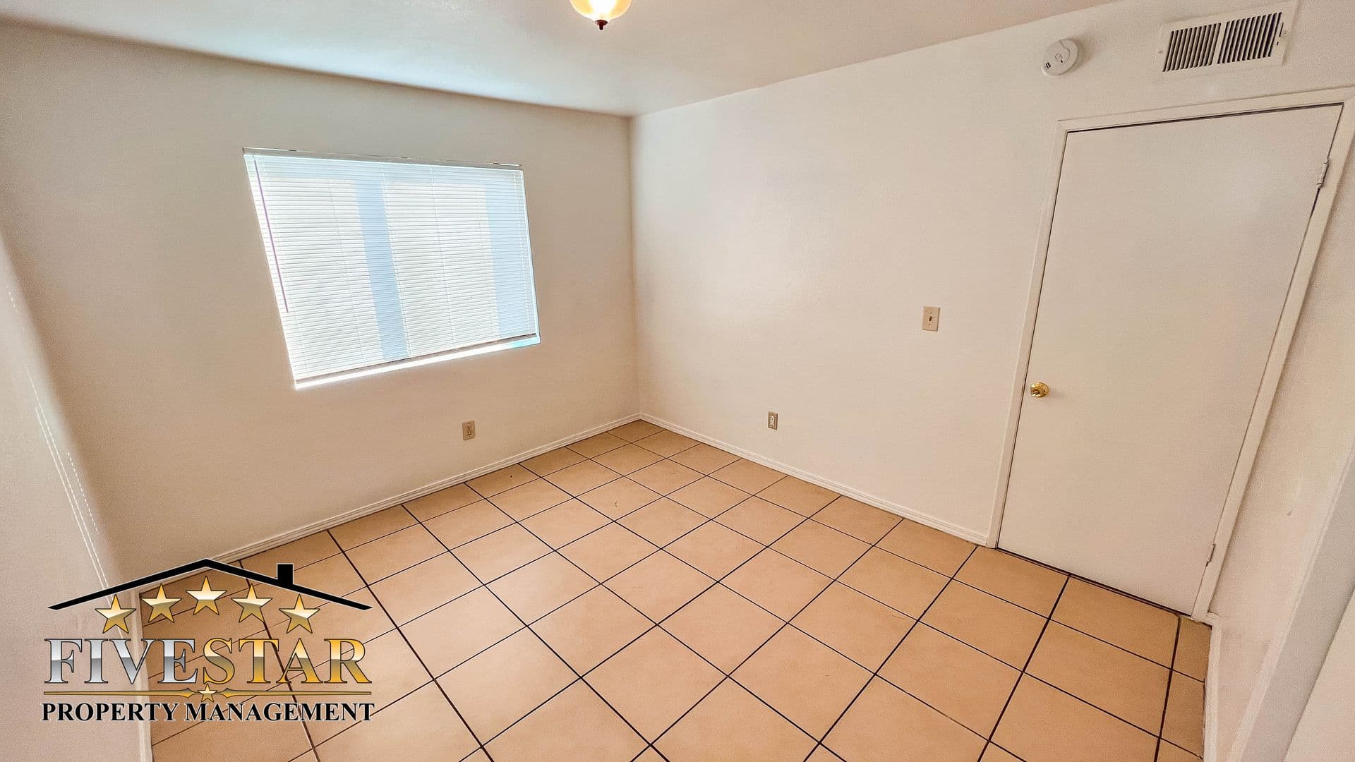 BAKERSFIELD Apartment: 1415 11TH ST