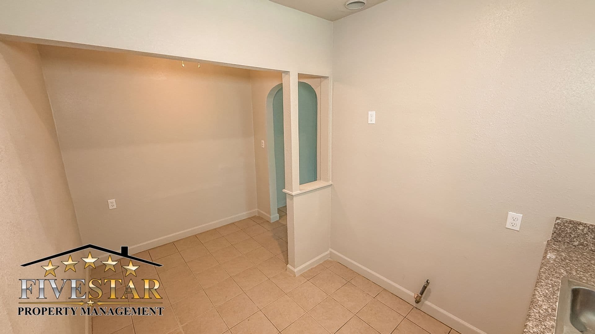 BAKERSFIELD Apartment: 1902 BANK ST