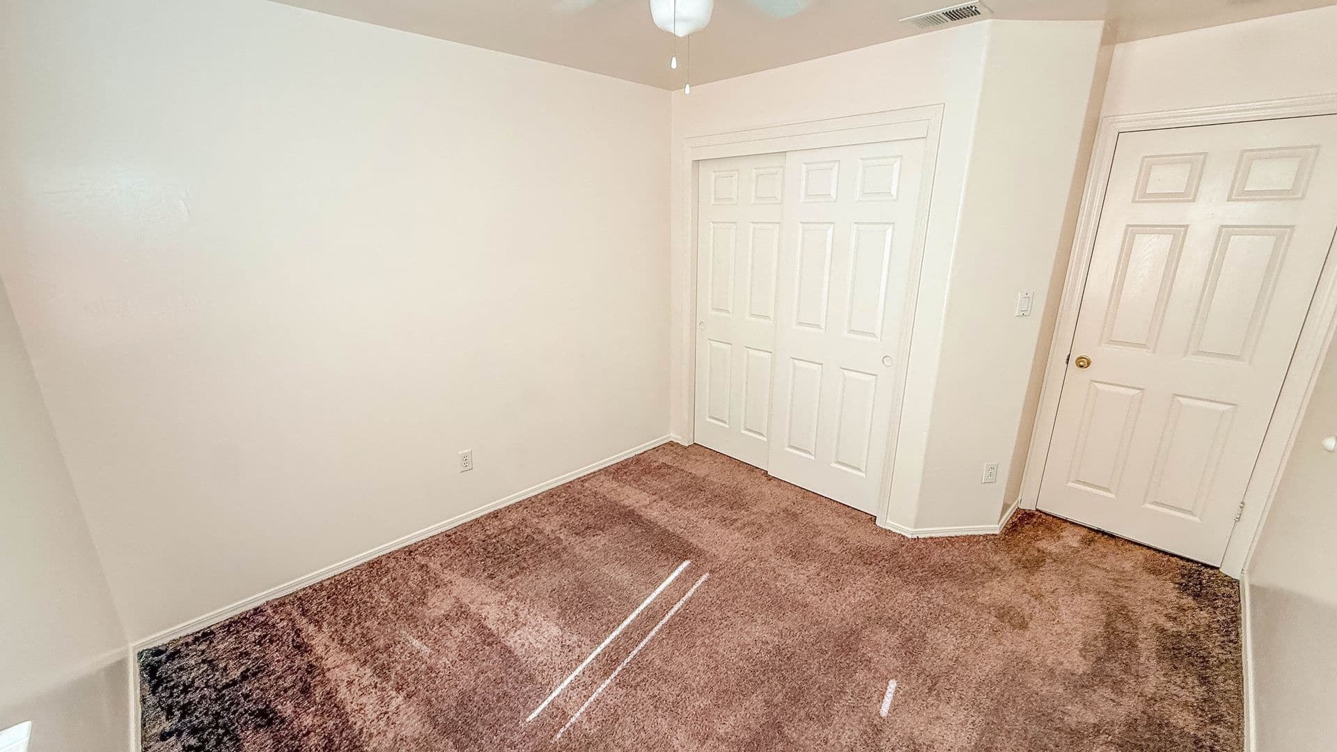 BAKERSFIELD House: 5311 SUNBIRD CT