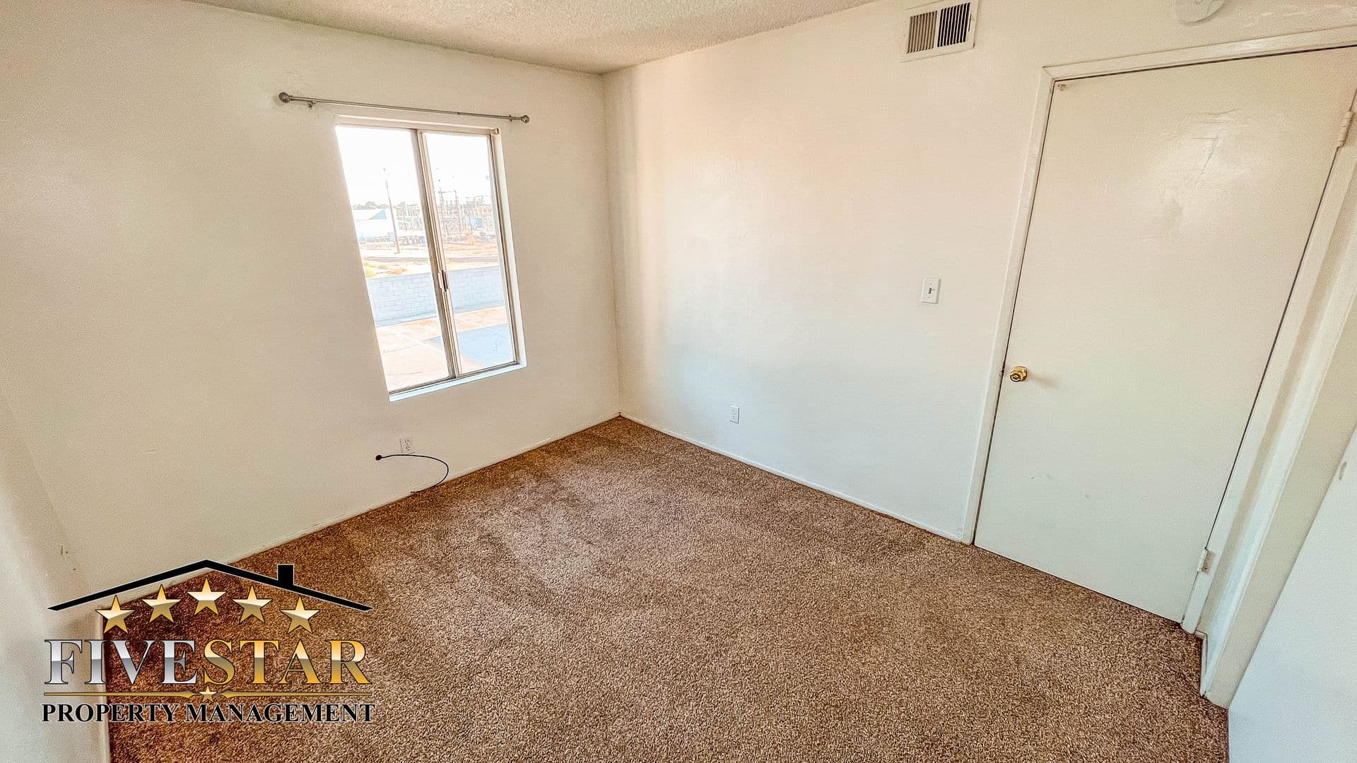 BAKERSFIELD Apartment: 3311 UNION AVE