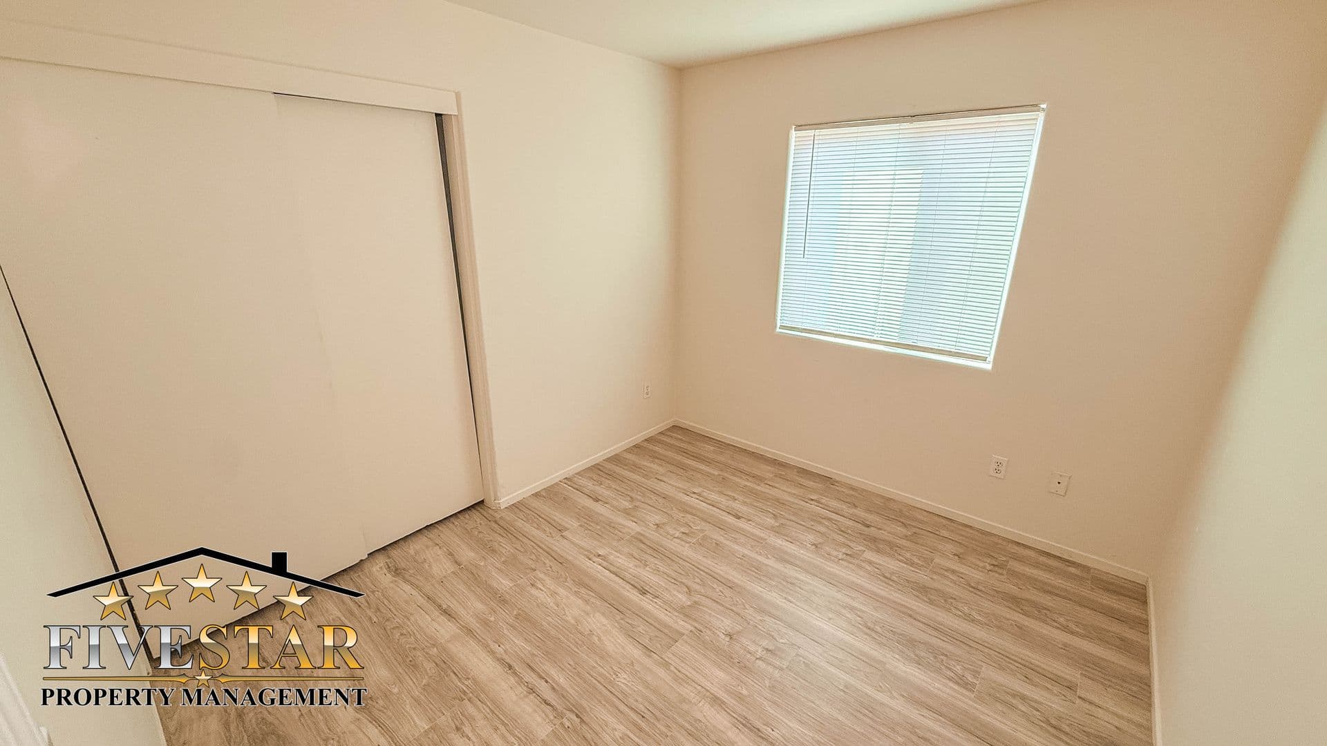 BAKERSFIELD House: 7408 CROSS GLADE STREET