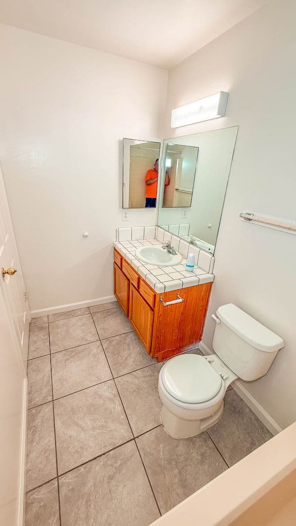 BAKERSFIELD House: 5311 SUNBIRD CT