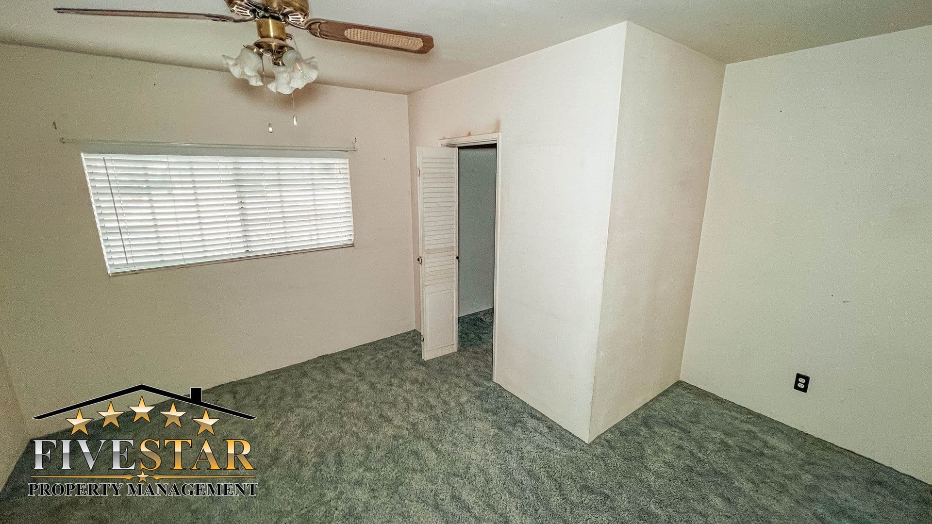Bakersfield House: 709 Park Dr