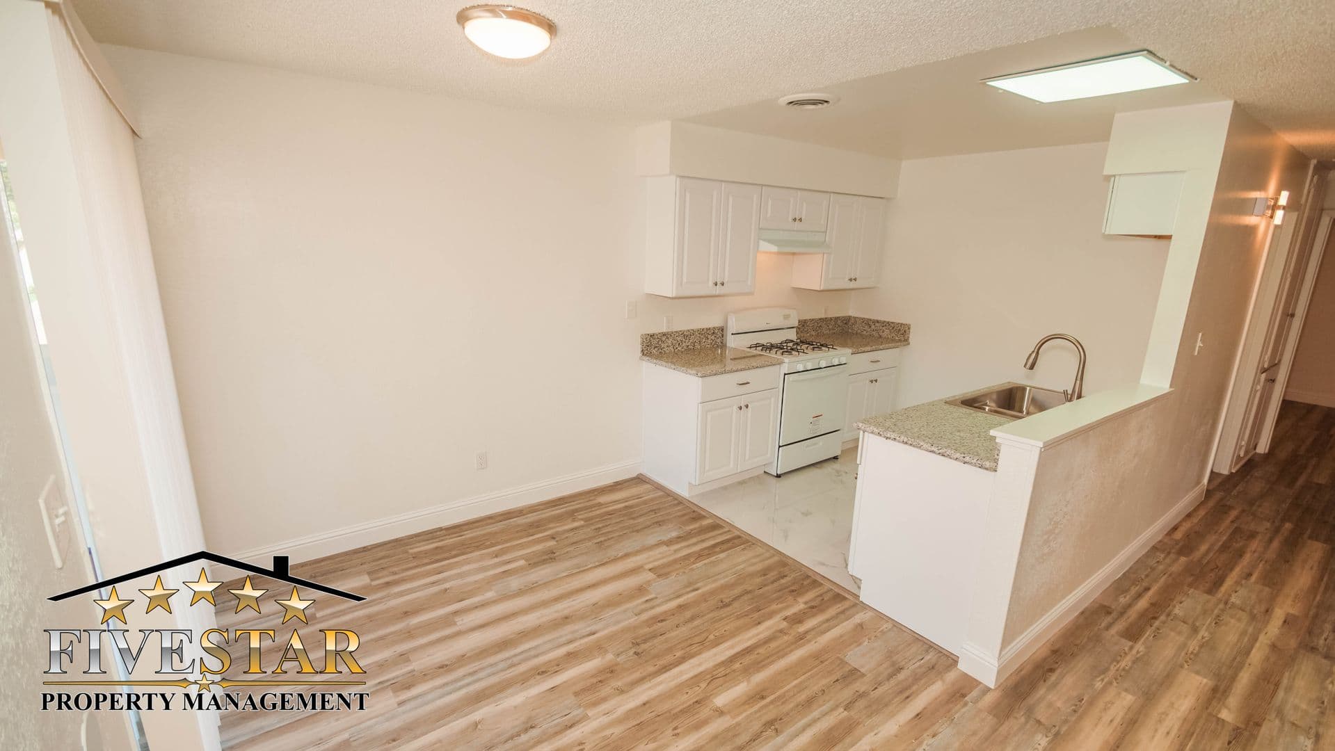 BAKERSFIELD Apartment: 904 VALHALLA DR