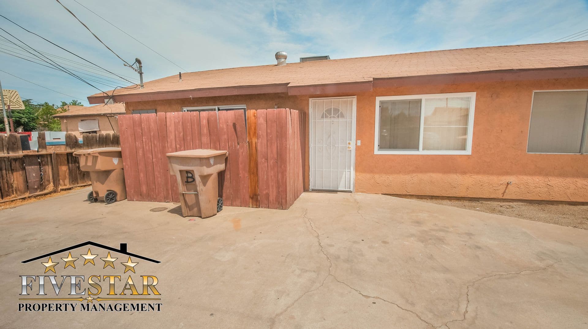 BAKERSFIELD Apartment: 3017 Q ST A-C