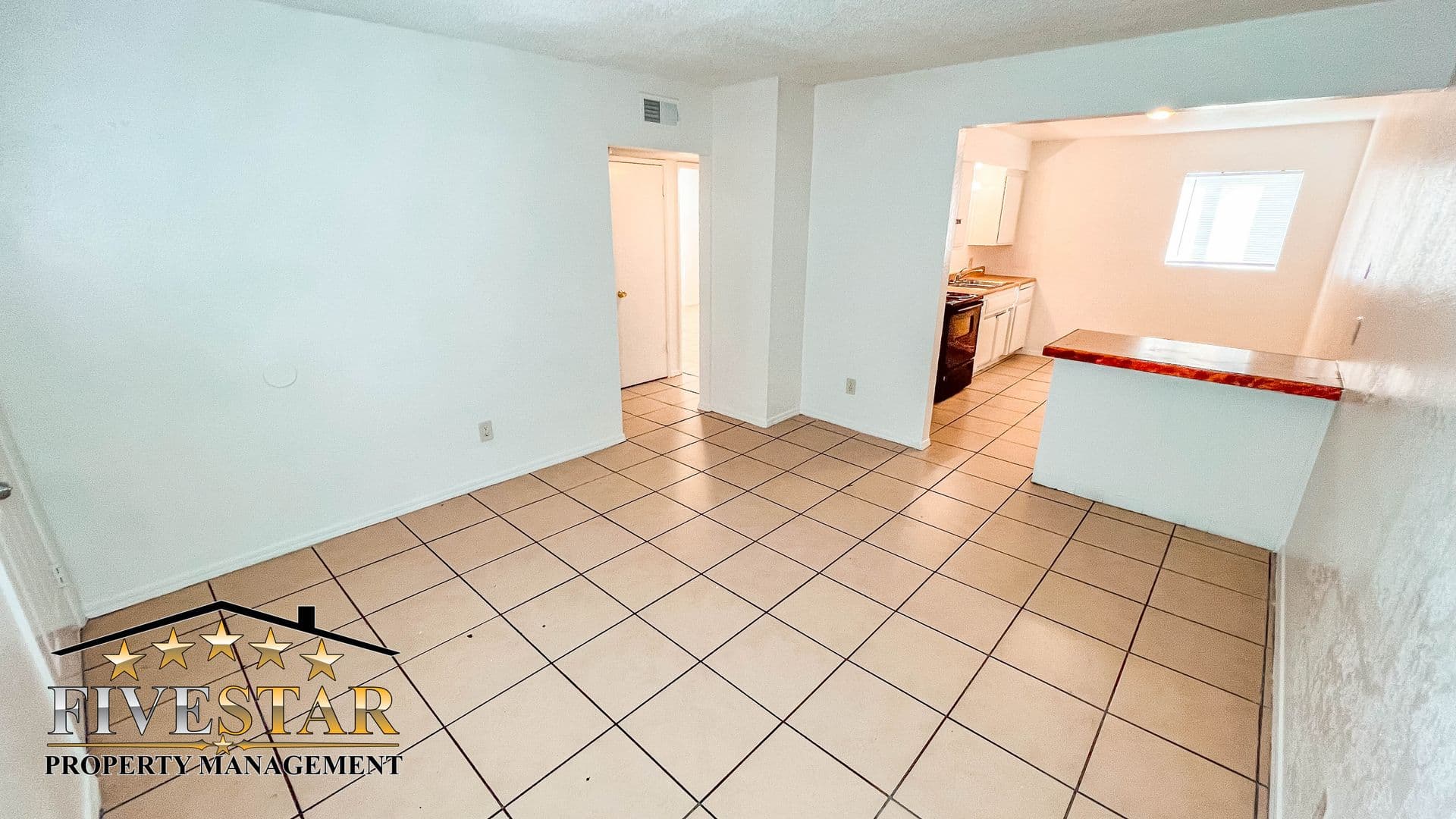 BAKERSFIELD Apartment: 1415 11TH ST