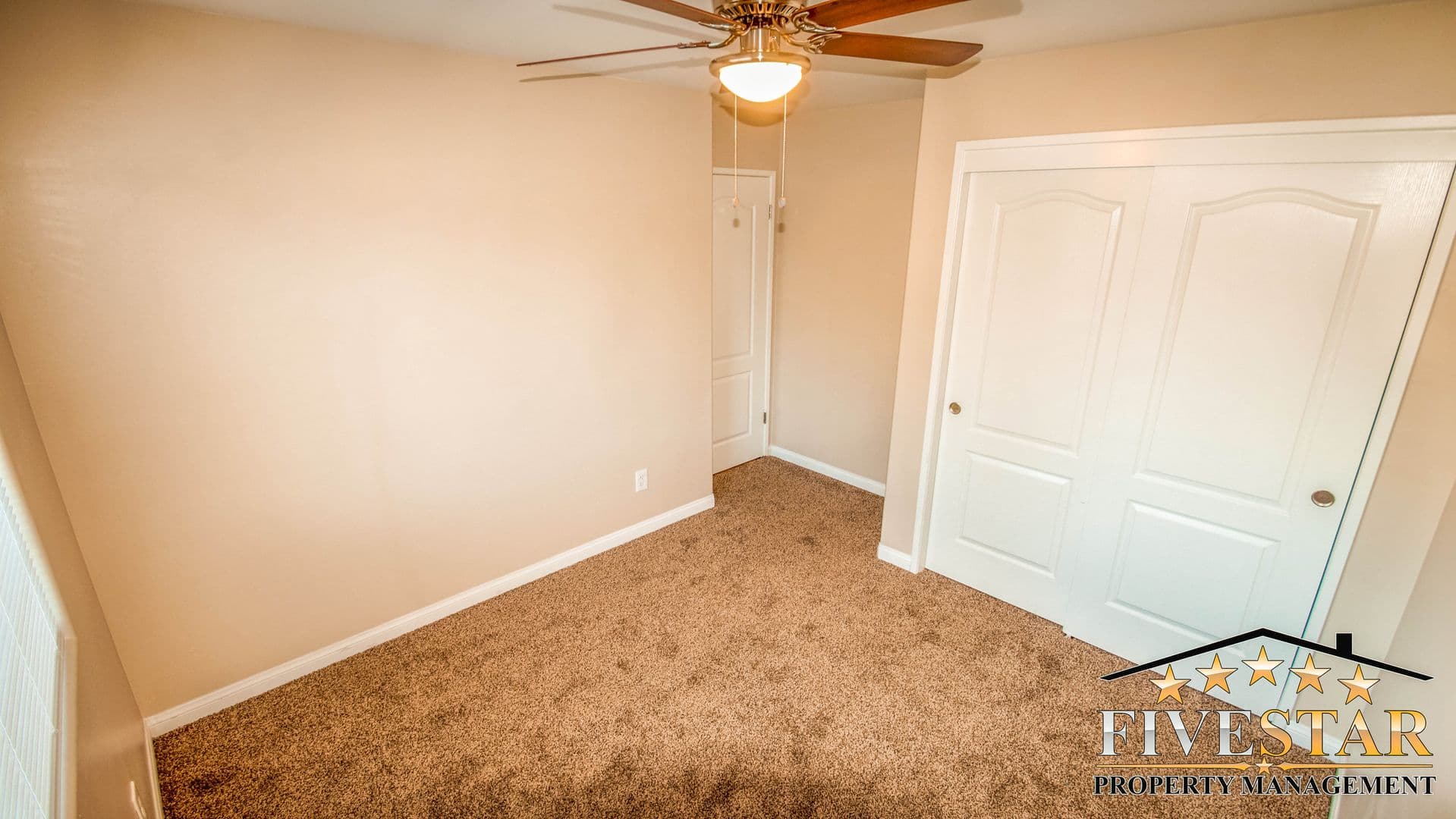 BAKERSFIELD House: 6809 FIREBAUGH ST