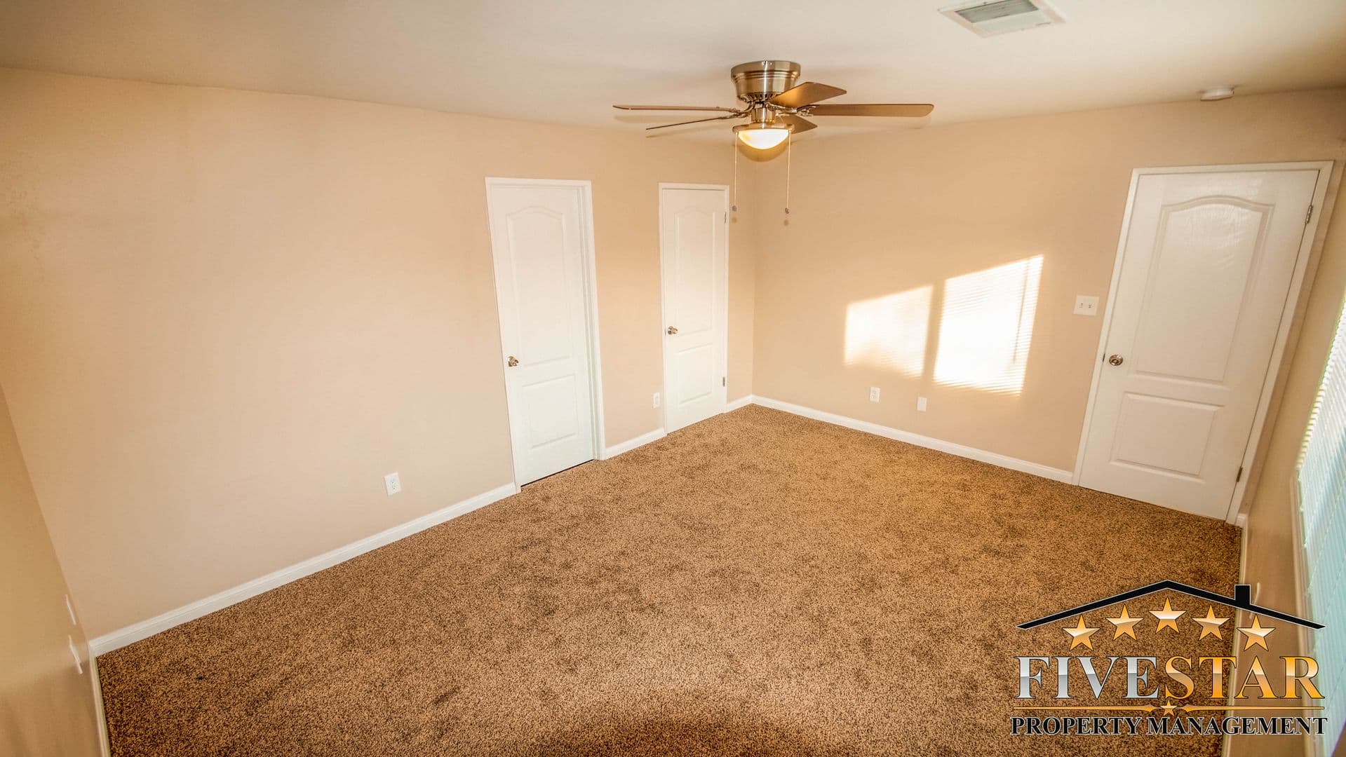 BAKERSFIELD House: 6809 FIREBAUGH ST