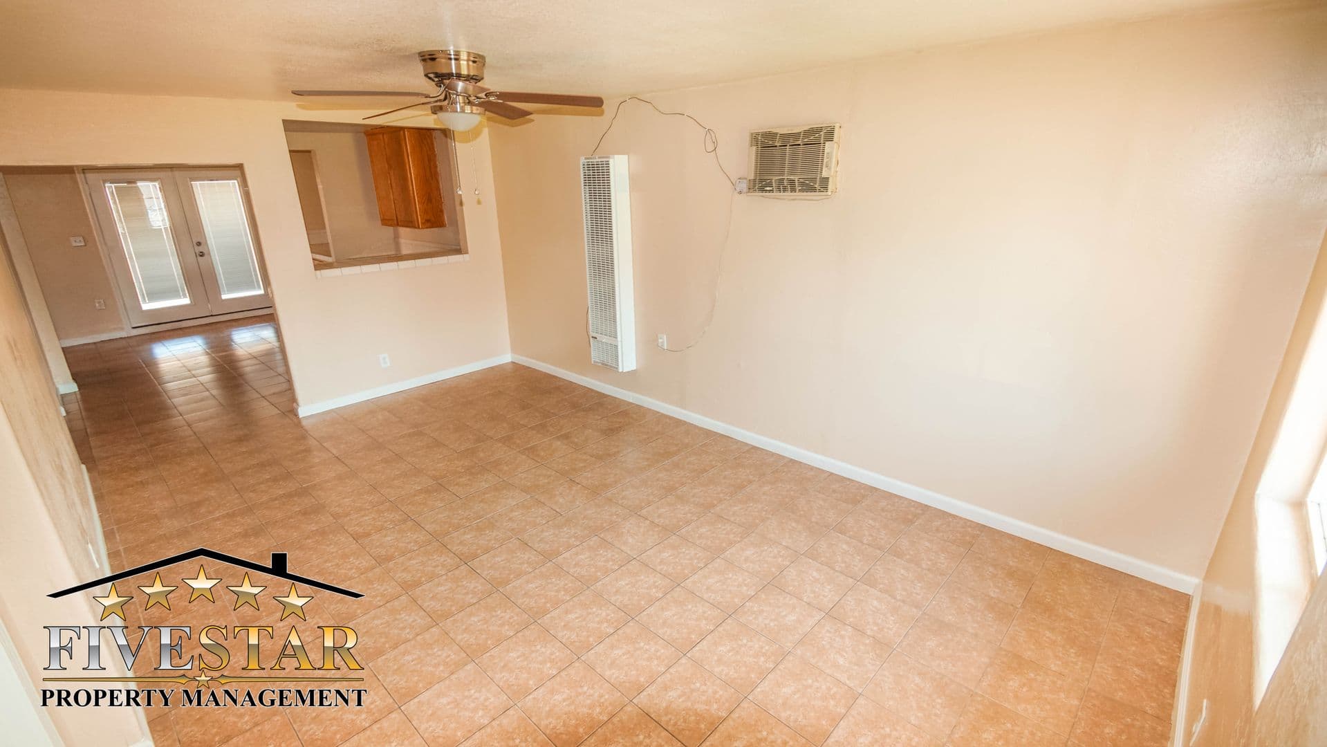 BAKERSFIELD House: 604 LAWSON RD
