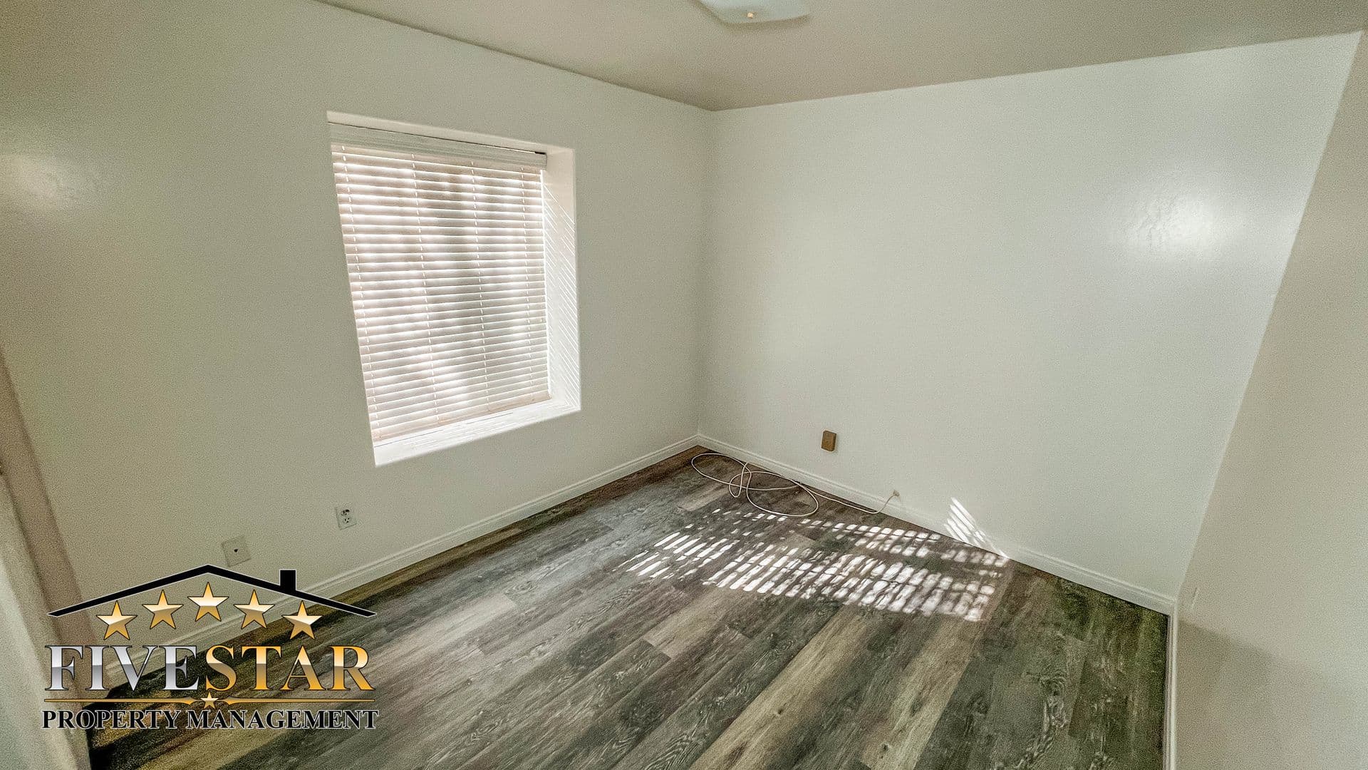 Bakersfield Apartment: 618 Spring Meadow Ct 2