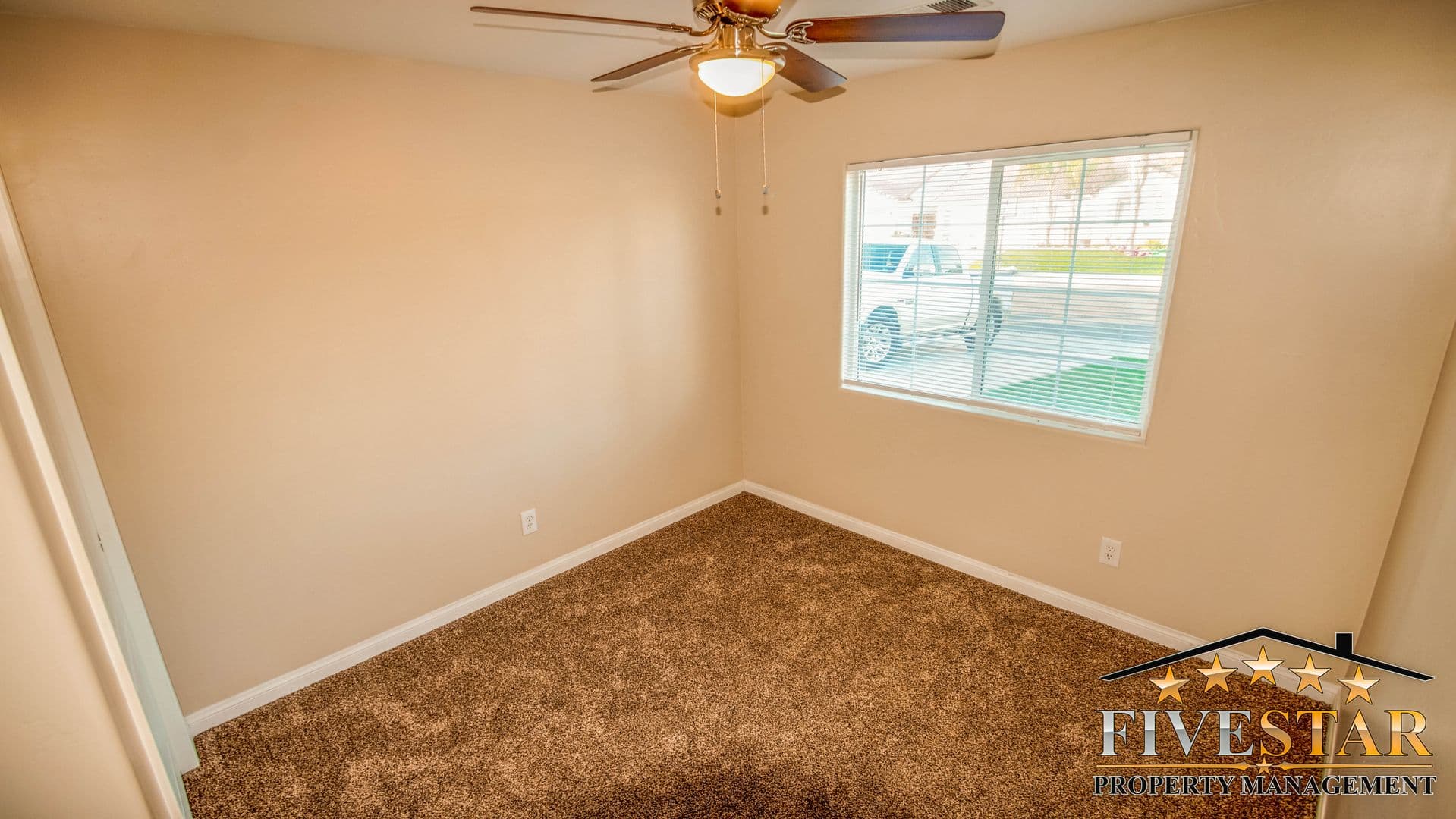 BAKERSFIELD House: 6809 FIREBAUGH ST
