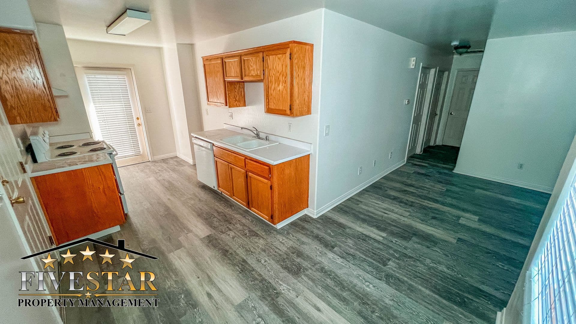 Bakersfield Apartment: 618 Spring Meadow Ct 2