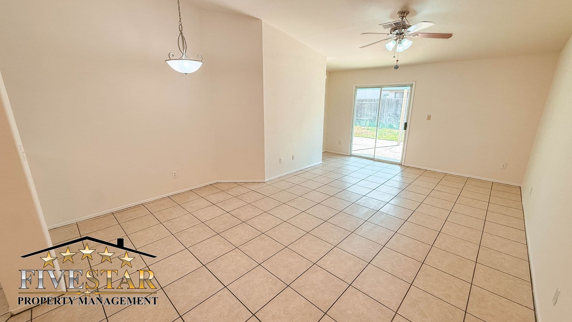 BAKERSFIELD House: 7408 CROSS GLADE STREET