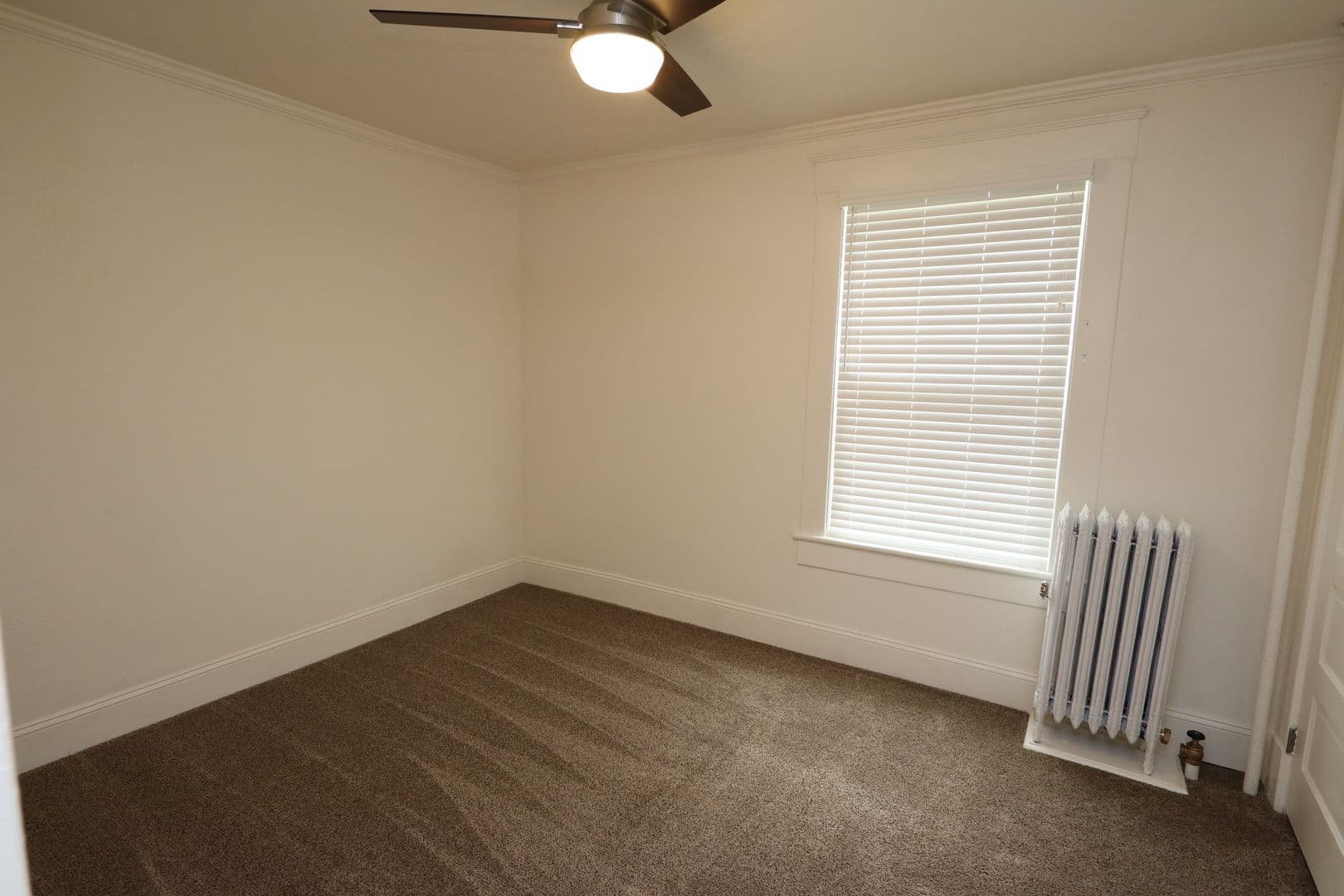 Elkhart Apartment: 418 North 2nd Street Apt 1