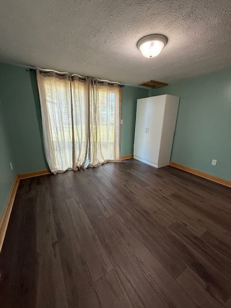 Osceola House: 1214 W Rogers Street