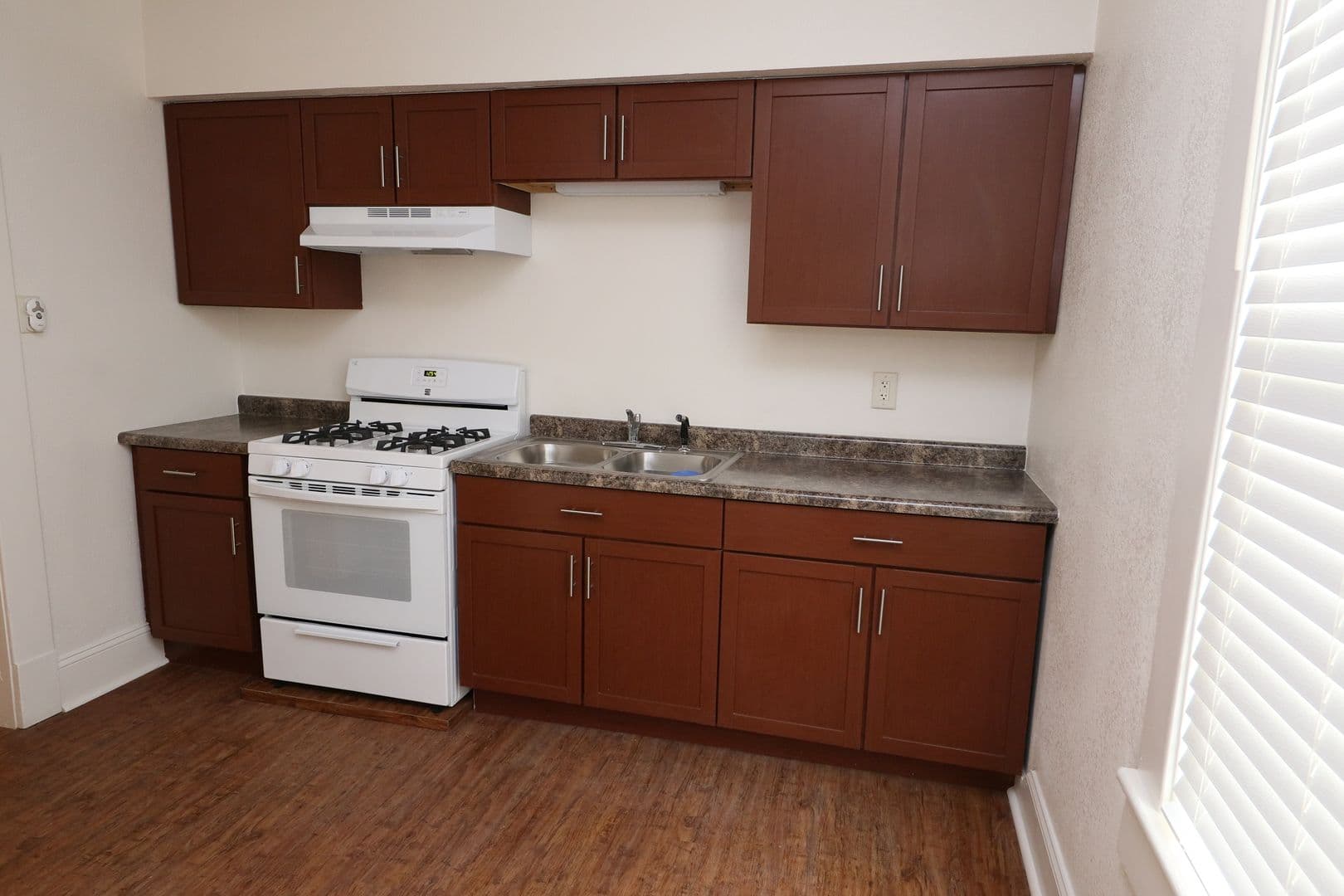 Elkhart Apartment: 418 North 2nd Street Apt 1