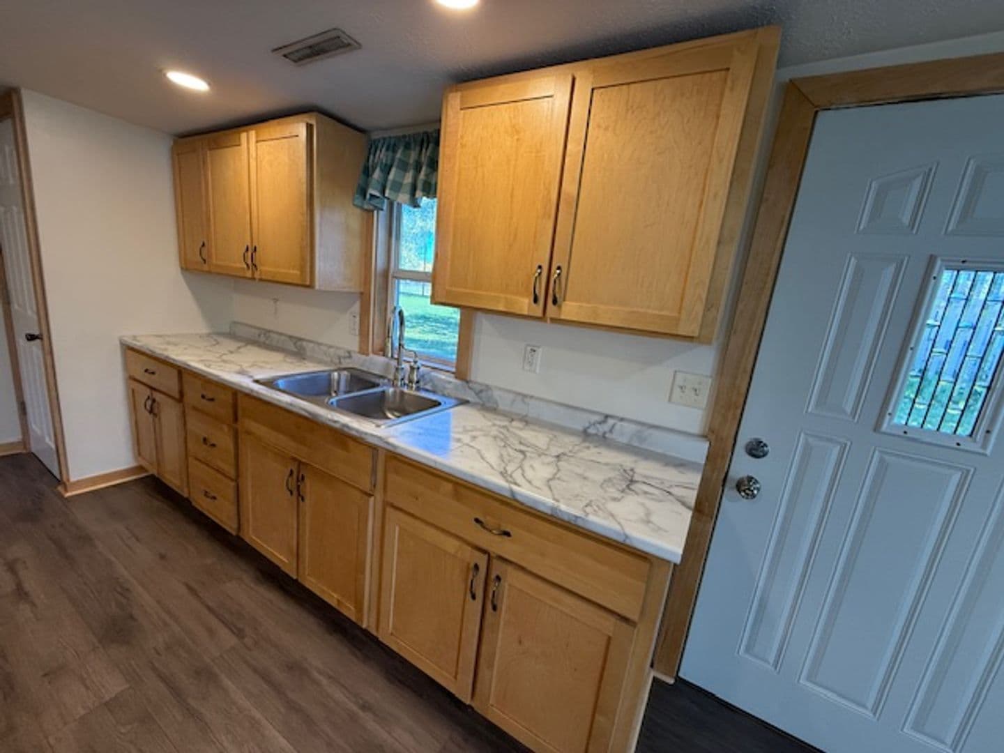 Osceola House: 1214 W Rogers Street