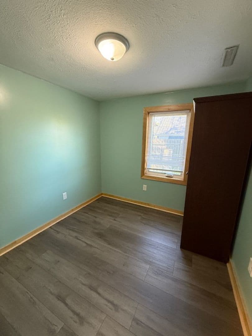 Osceola House: 1214 W Rogers Street