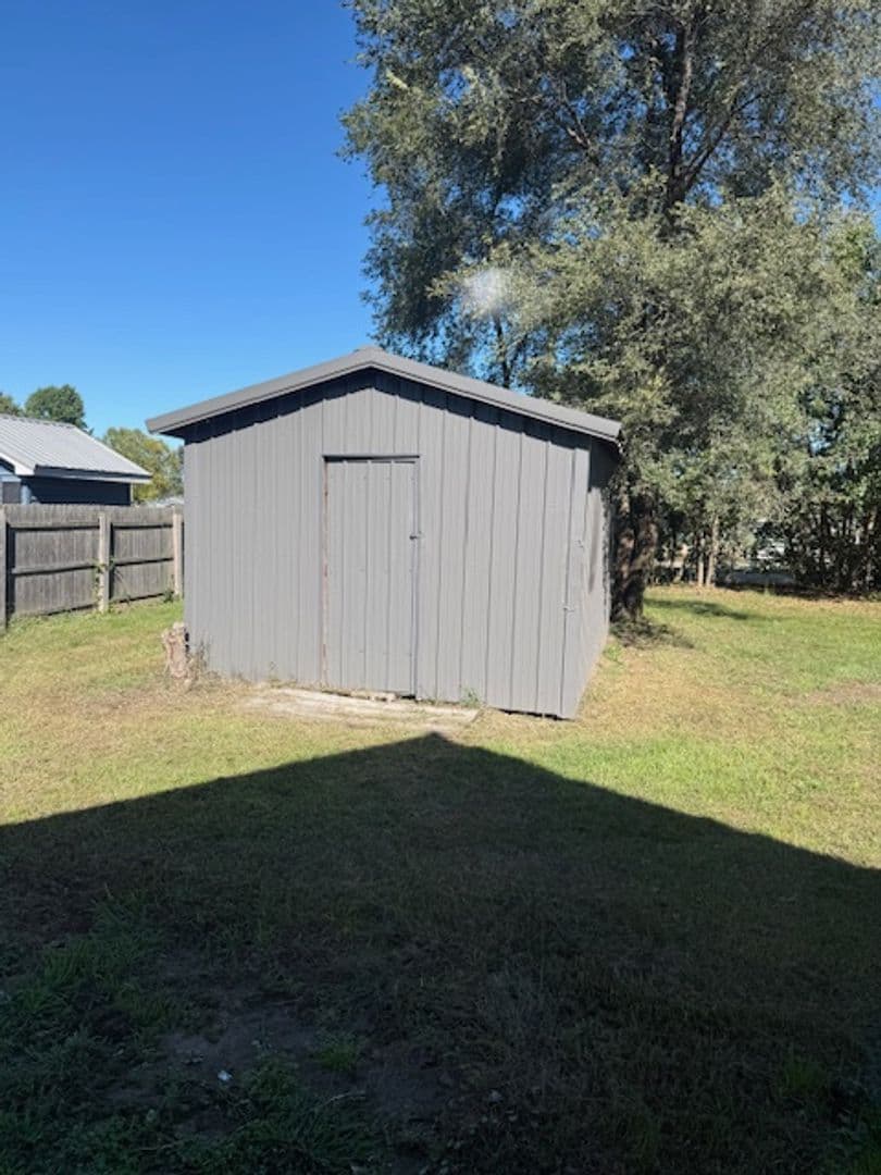 Osceola House: 1214 W Rogers Street