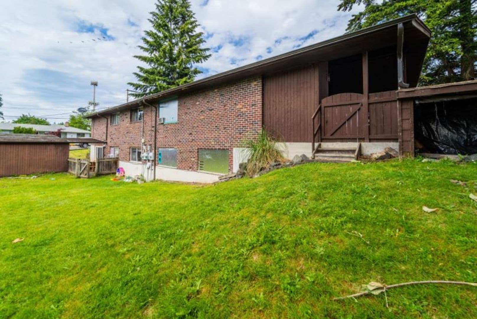 Lakewood Apartment: 10804-10810 Davisson Road SW