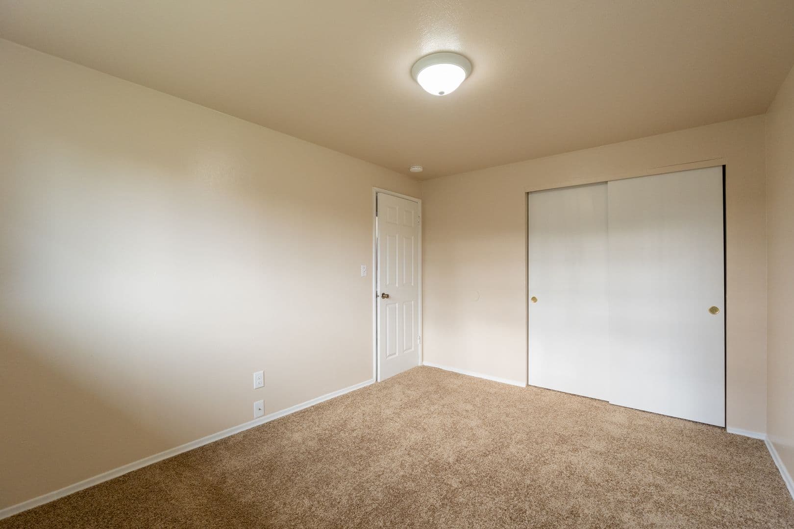 Lakewood Apartment: 10922 Freiday Street SW