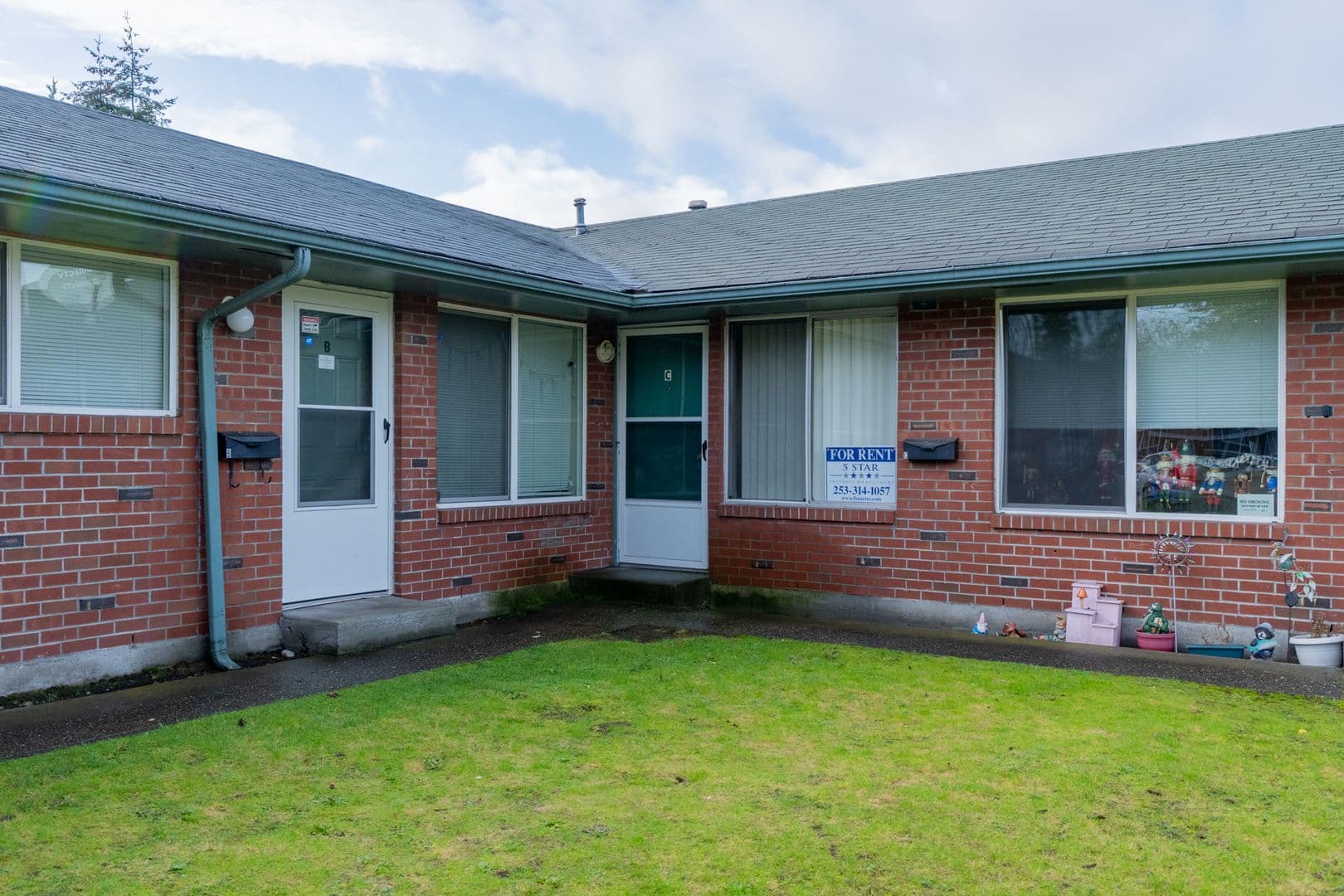Lakewood Apartment: 10922 Freiday Street SW