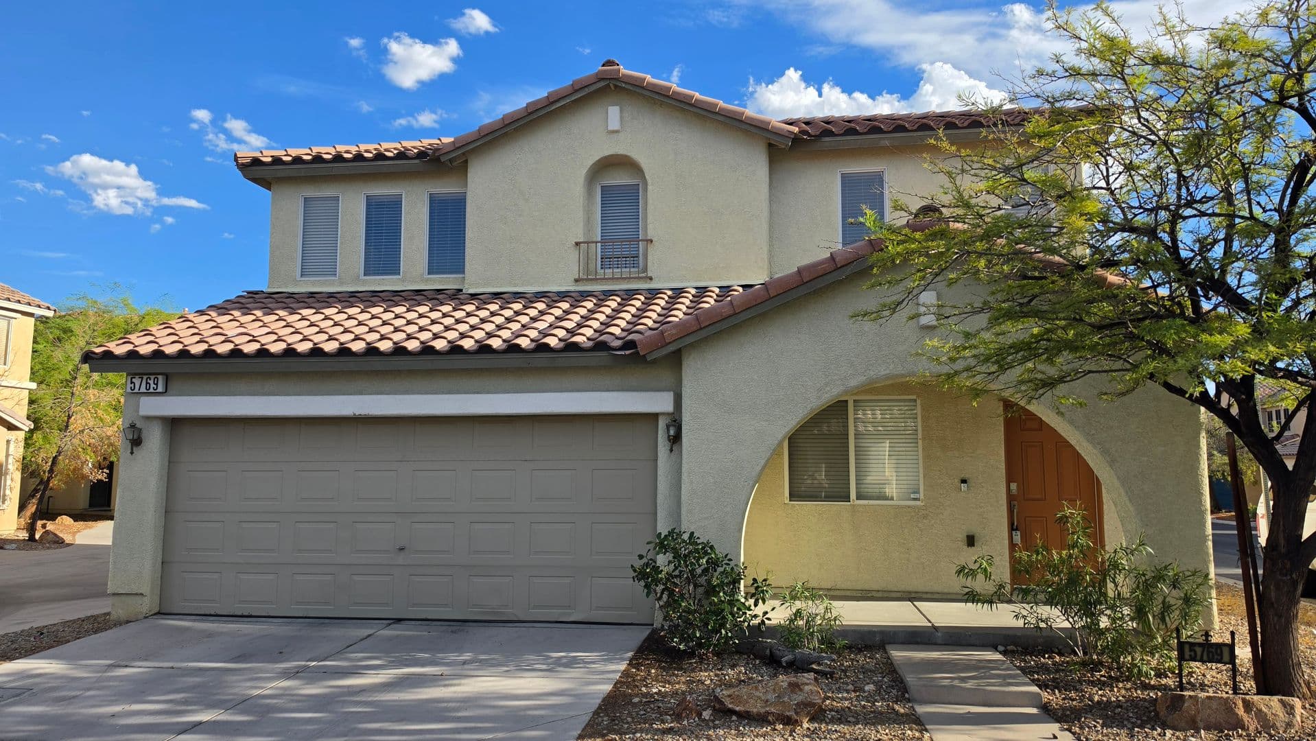 Las Vegas House: 5769 Old Colony Dr