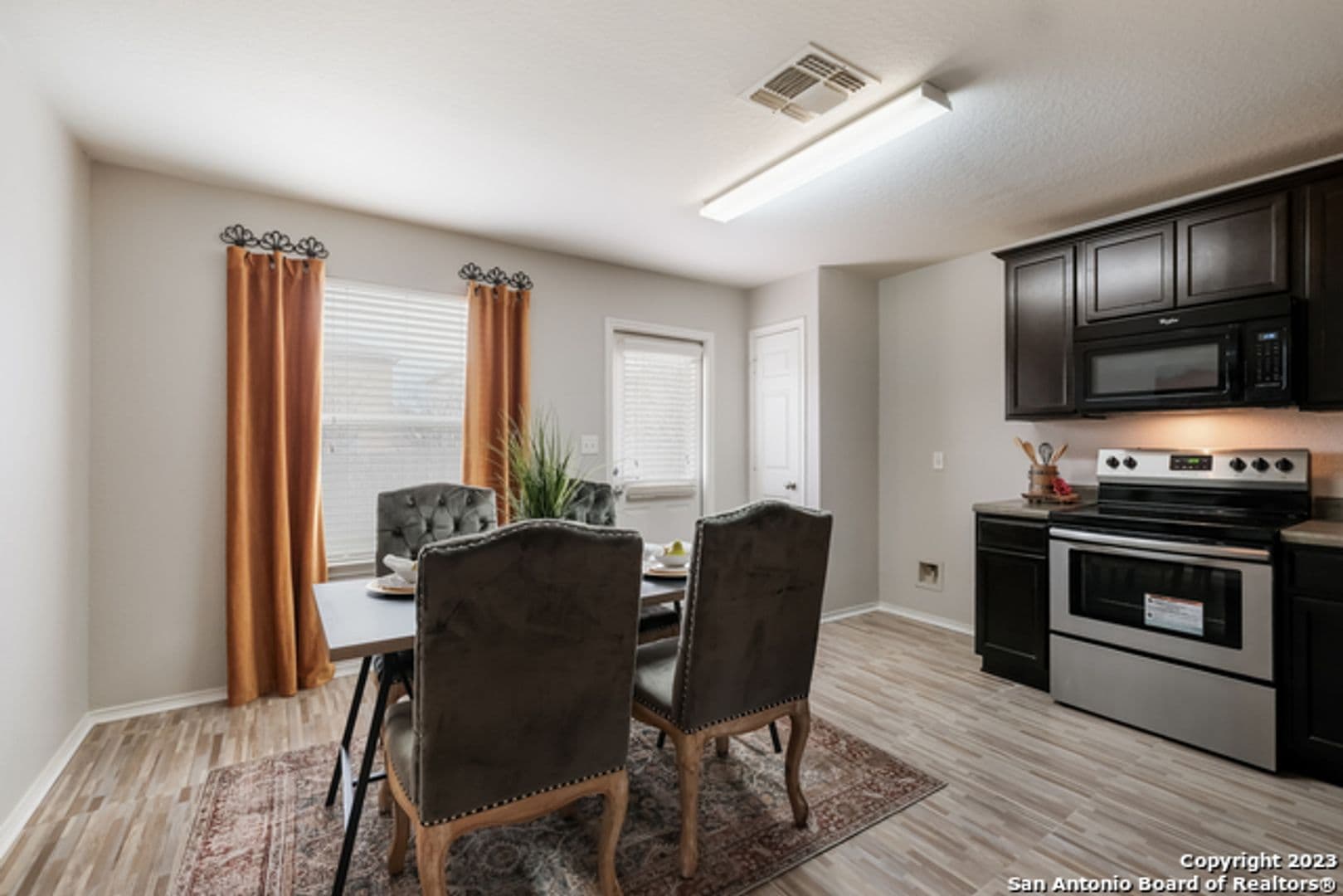 San Antonio House: 25019 Cambridge Well