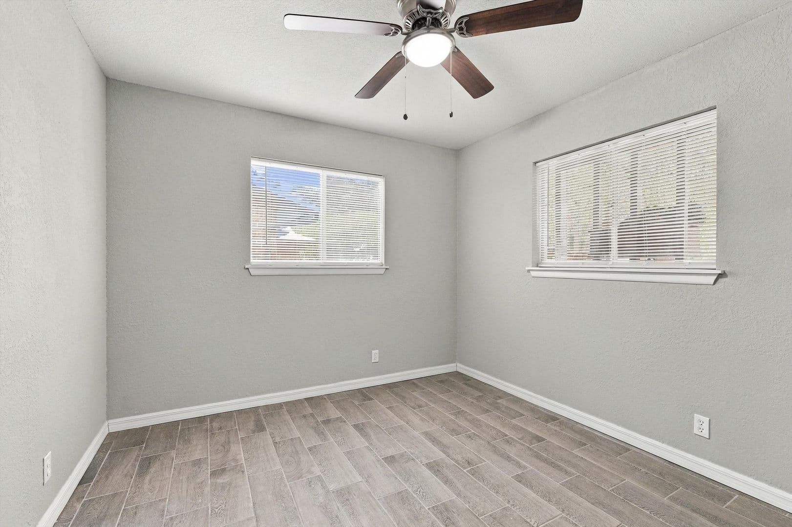San Antonio House: 7123 Tealeaf St.