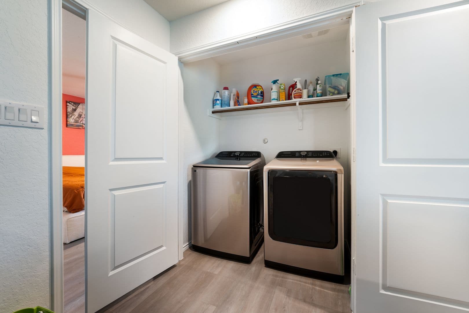 San Antonio House: 6402 Magee Run