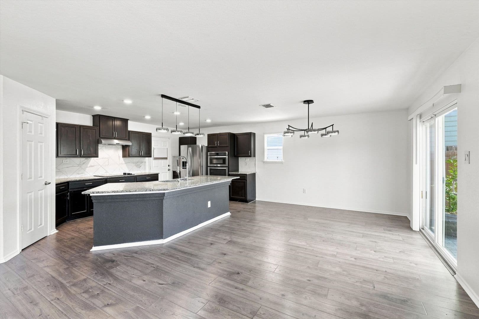 San Antonio House: 6523 Wind Arbor