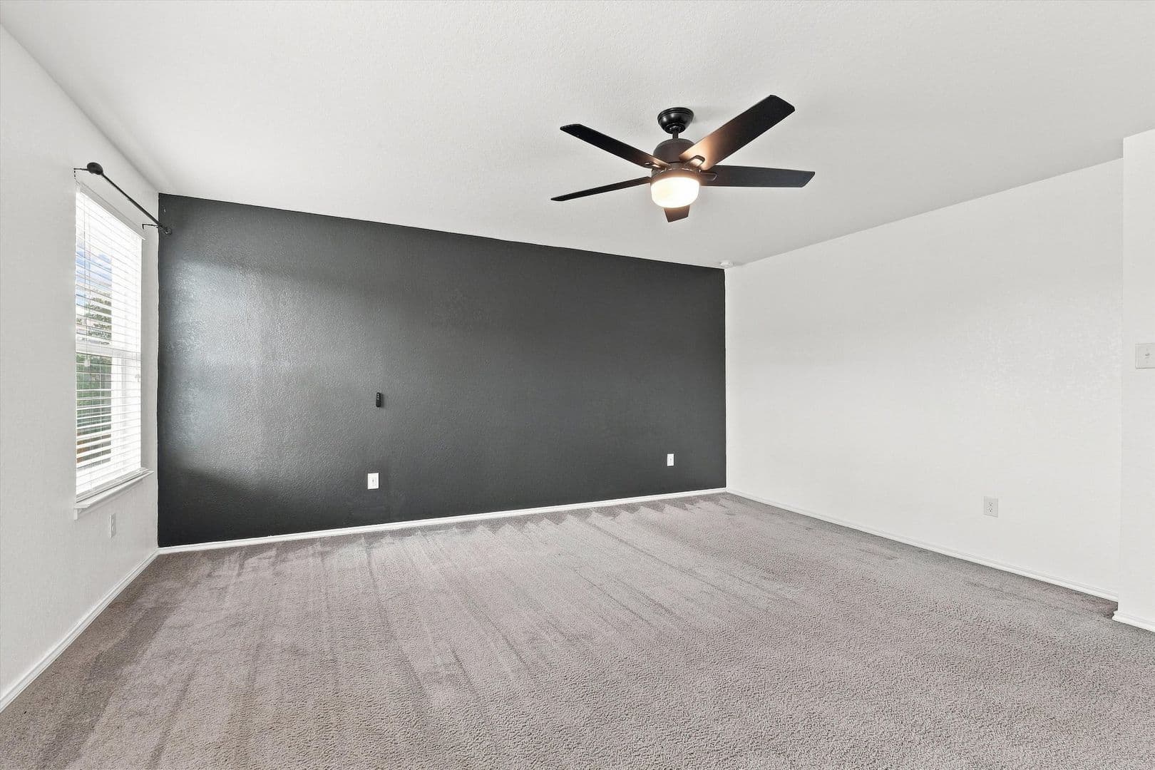 San Antonio House: 6523 Wind Arbor