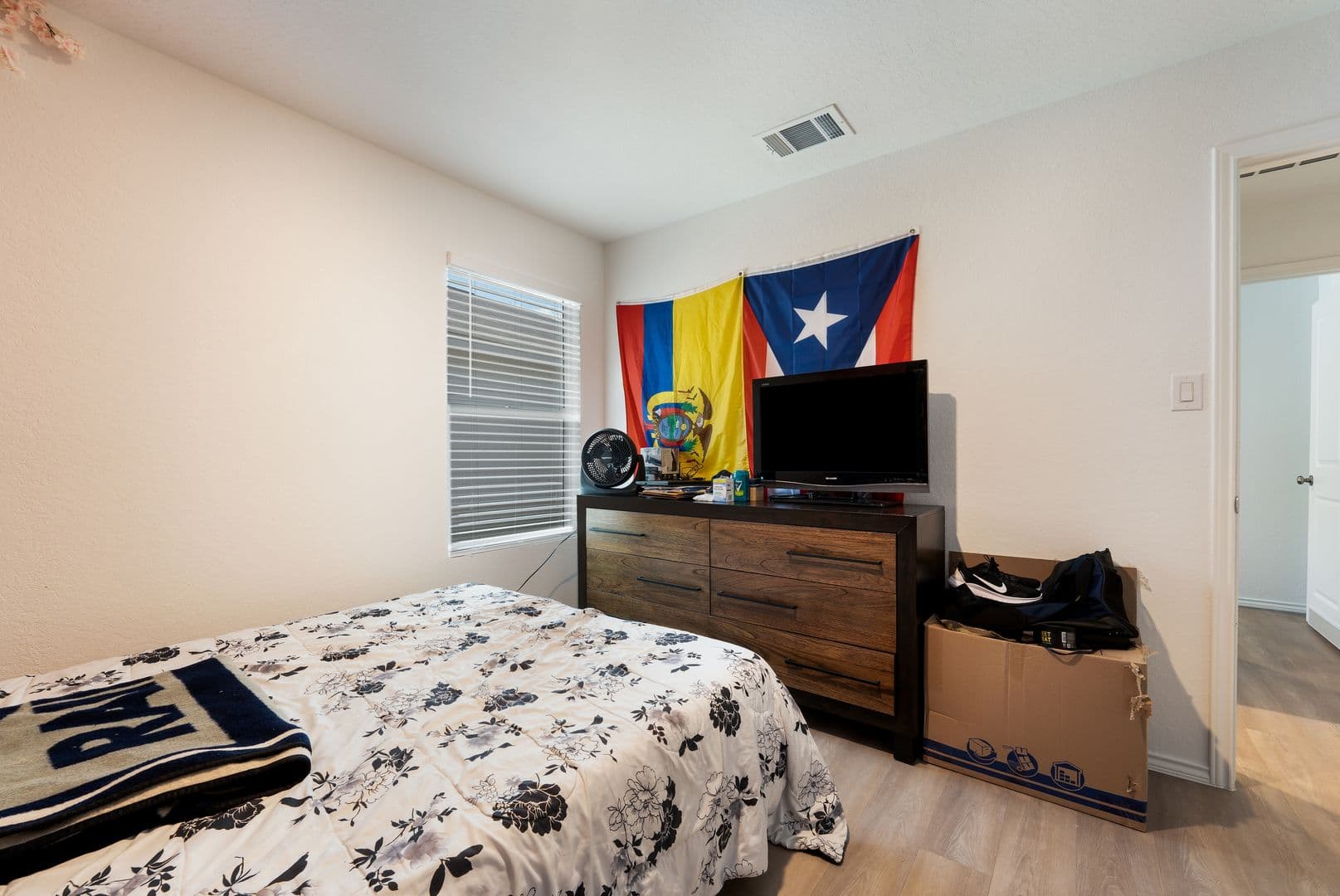 San Antonio House: 6402 Magee Run