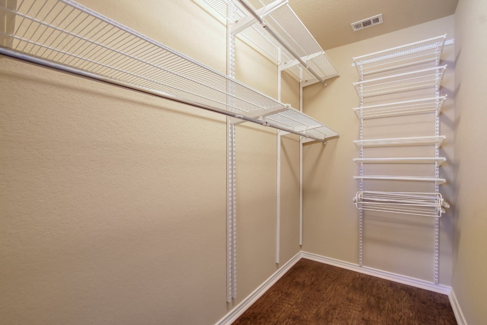San Antonio House: 3771 Hideaway Green