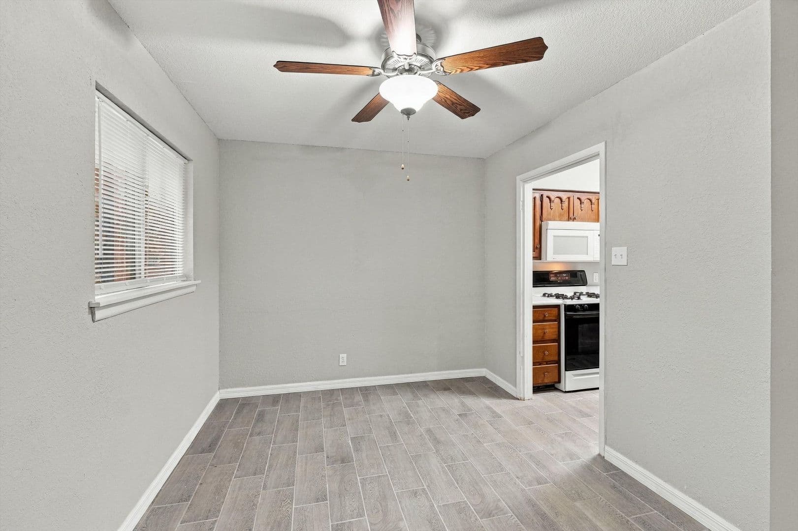 San Antonio House: 7123 Tealeaf St.