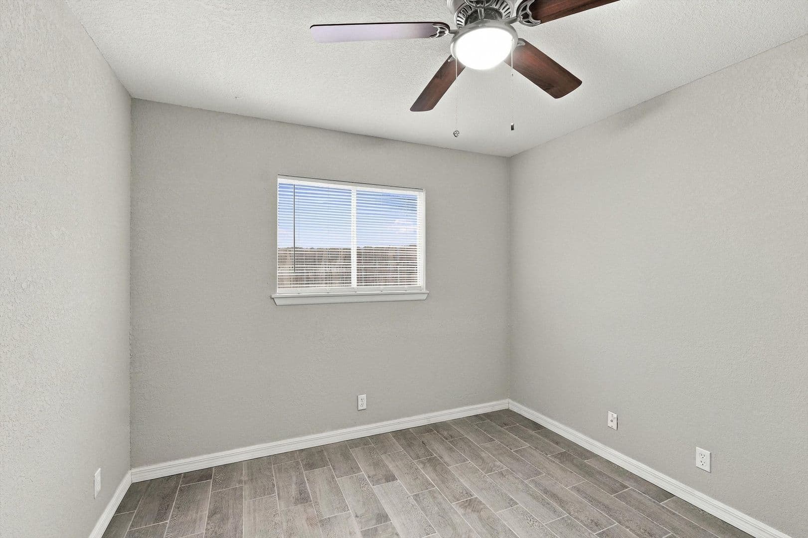 San Antonio House: 7123 Tealeaf St.