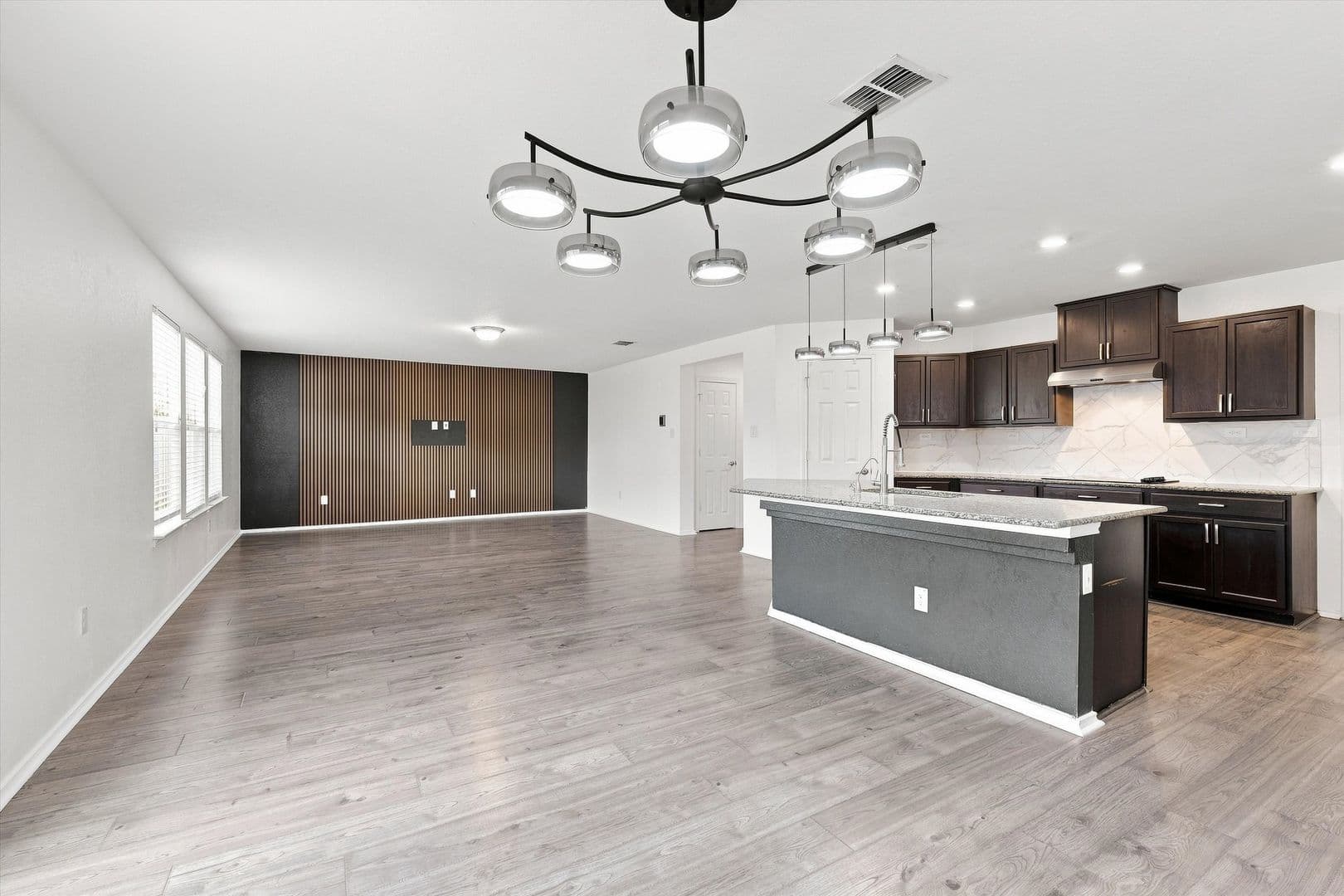 San Antonio House: 6523 Wind Arbor