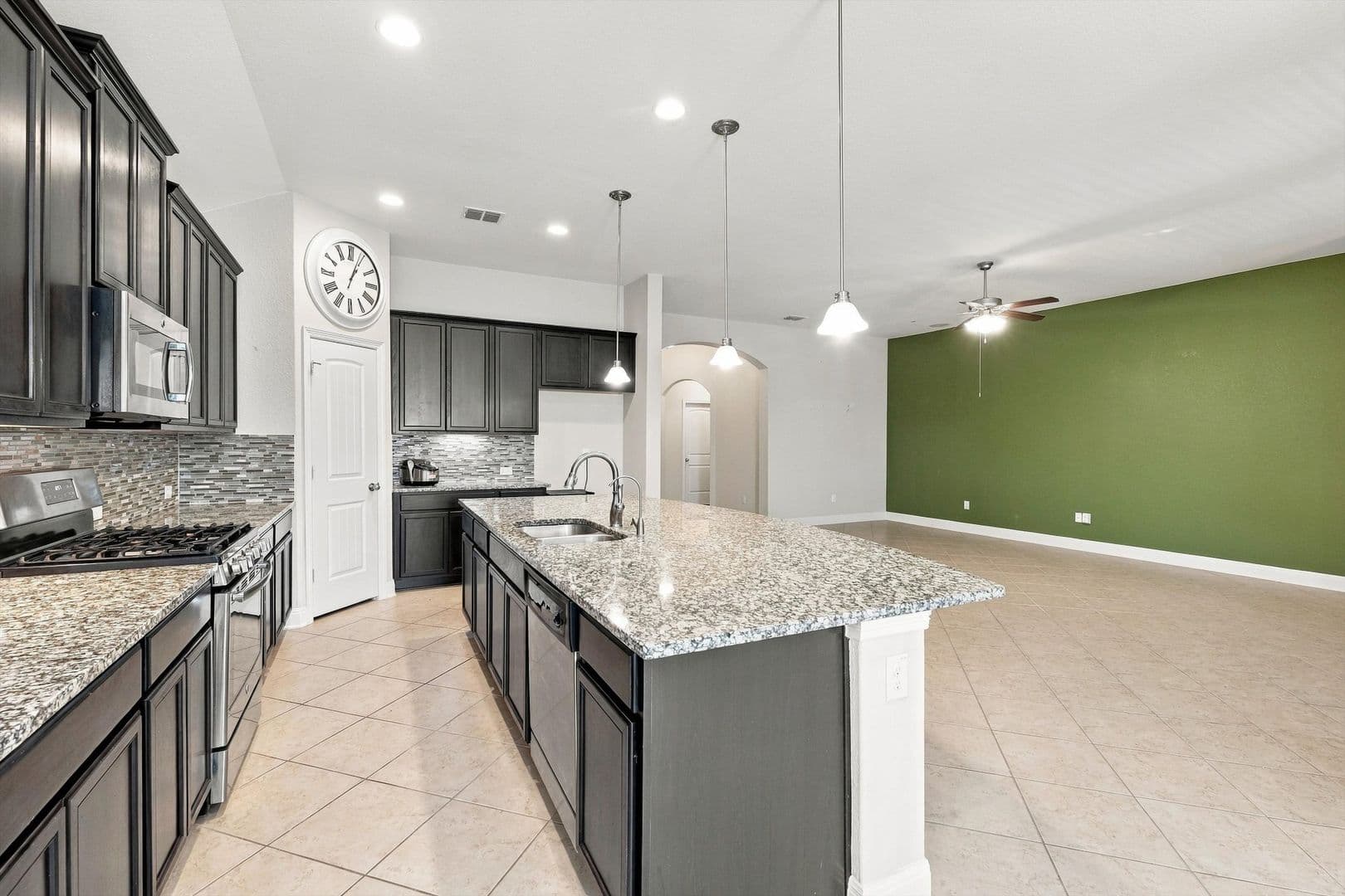 Schertz House: 2904 Mistywood Lane